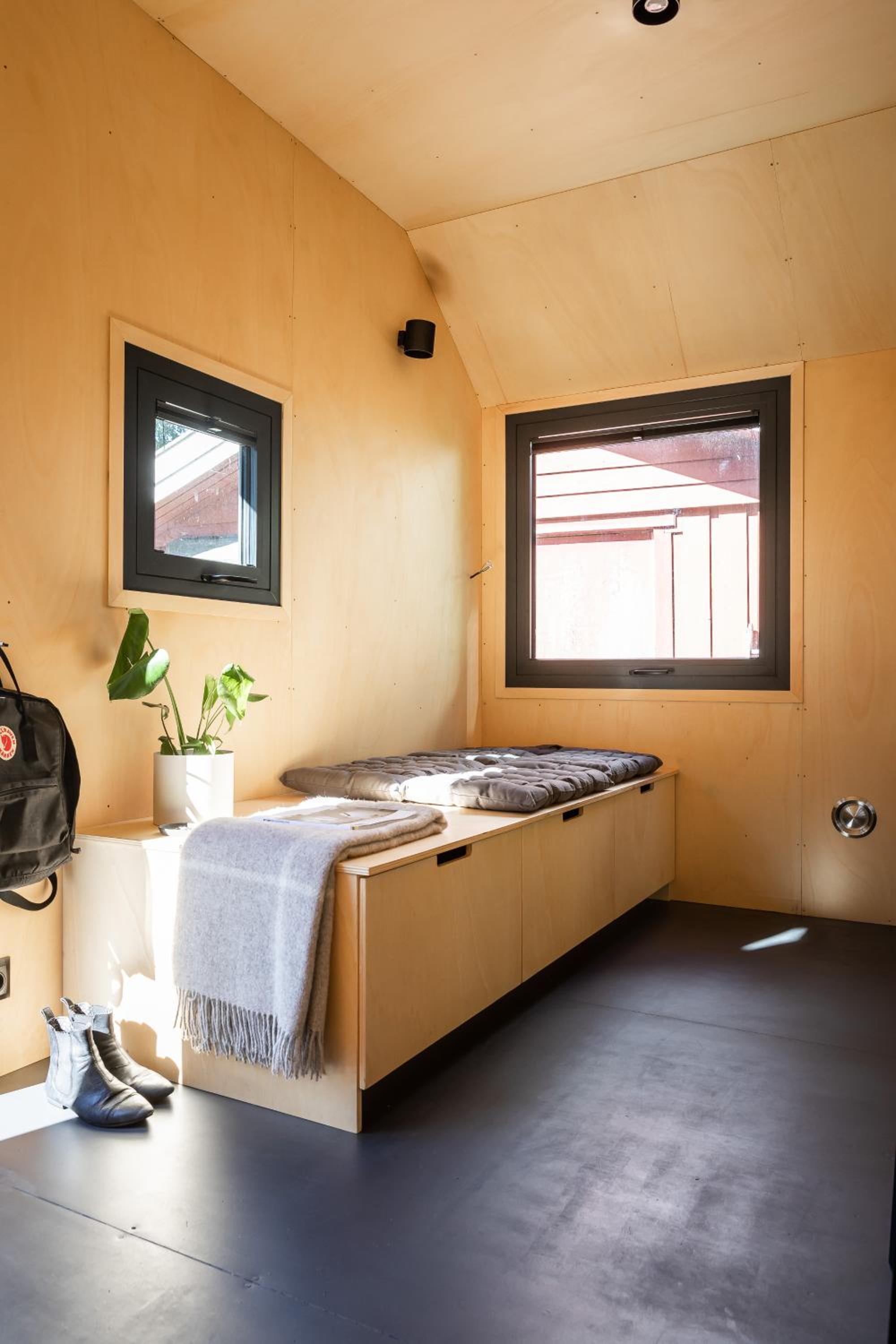 Tiny House in the countryside view 2