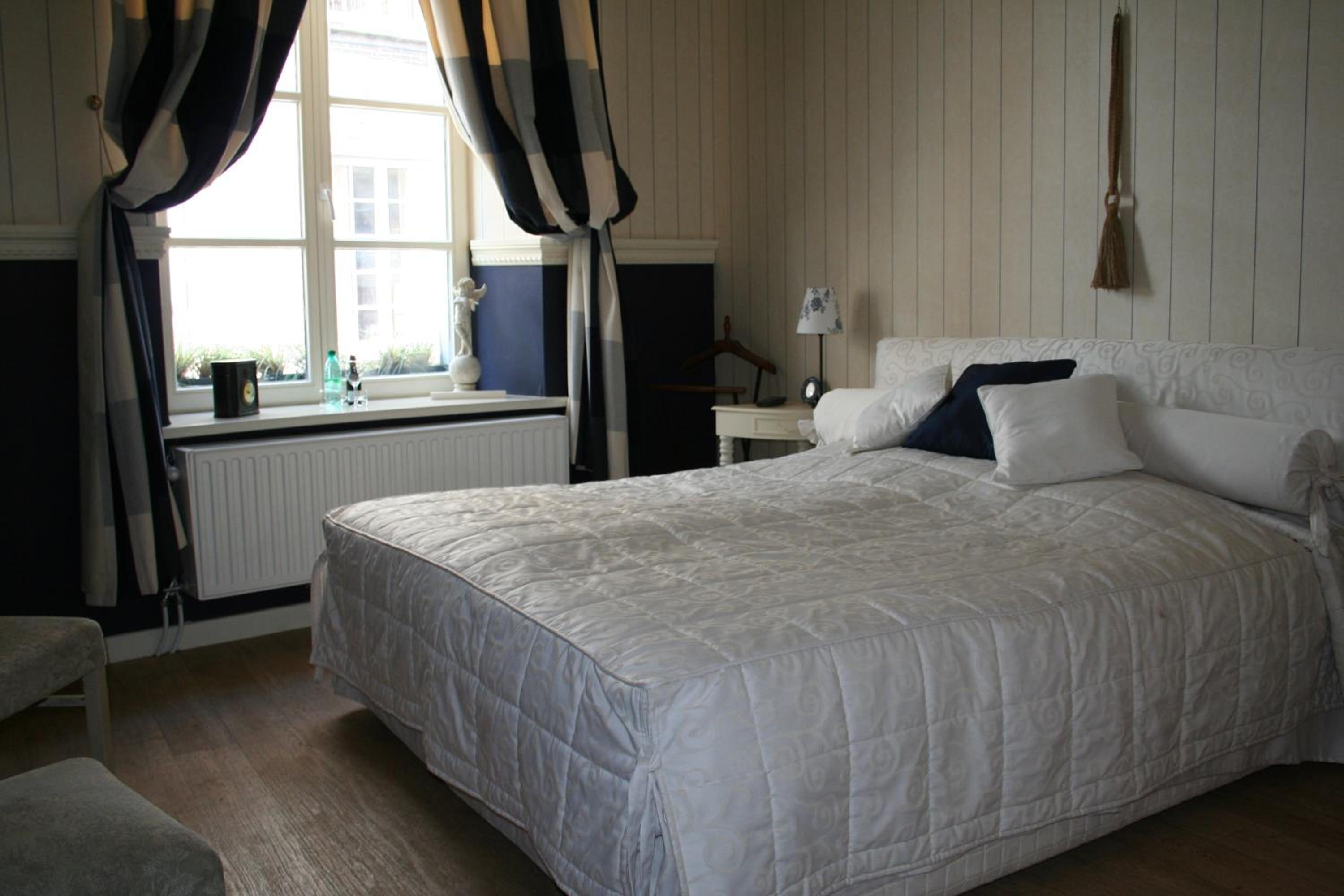 B&B Con Ampère