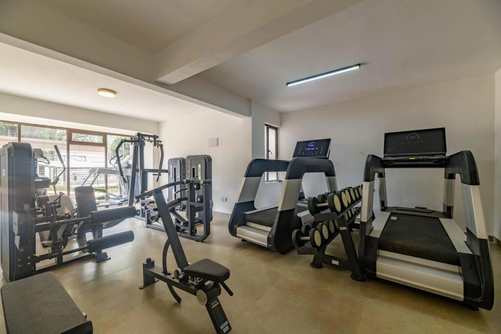 3 bedroom Apartment in Riverside Drive Westlands Nairobi Kenya view 5