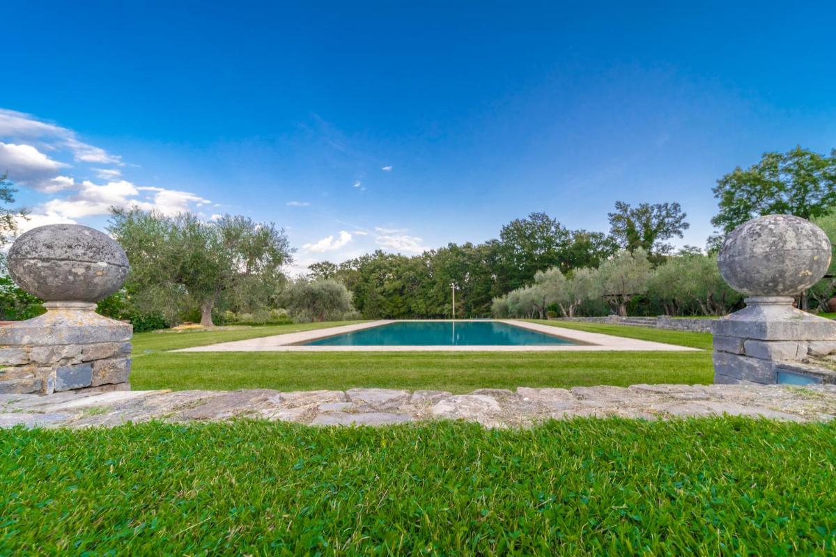 Tenuta le Viste - panoramic Villa view 3