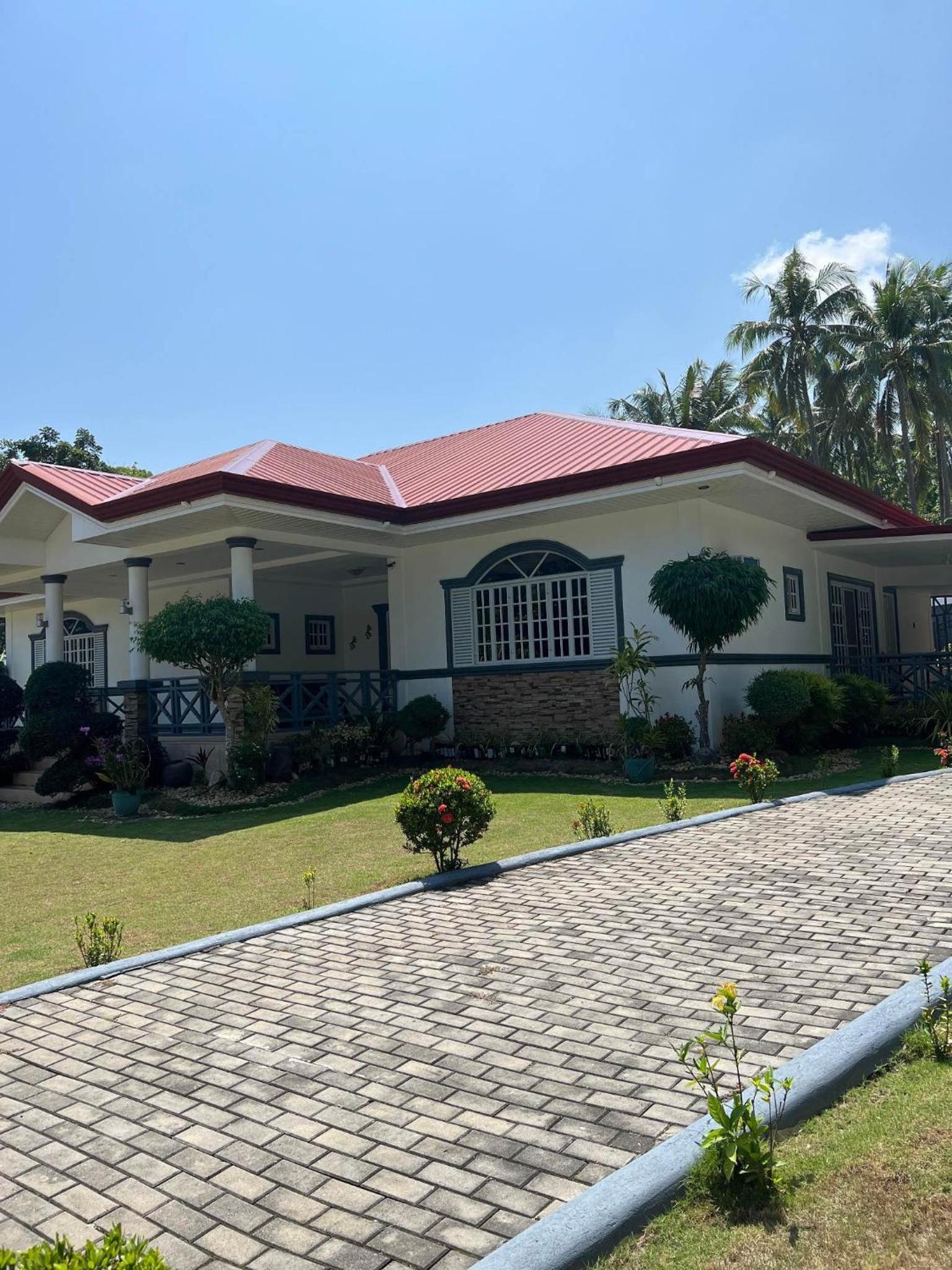 Bretthouse Tourist Inn