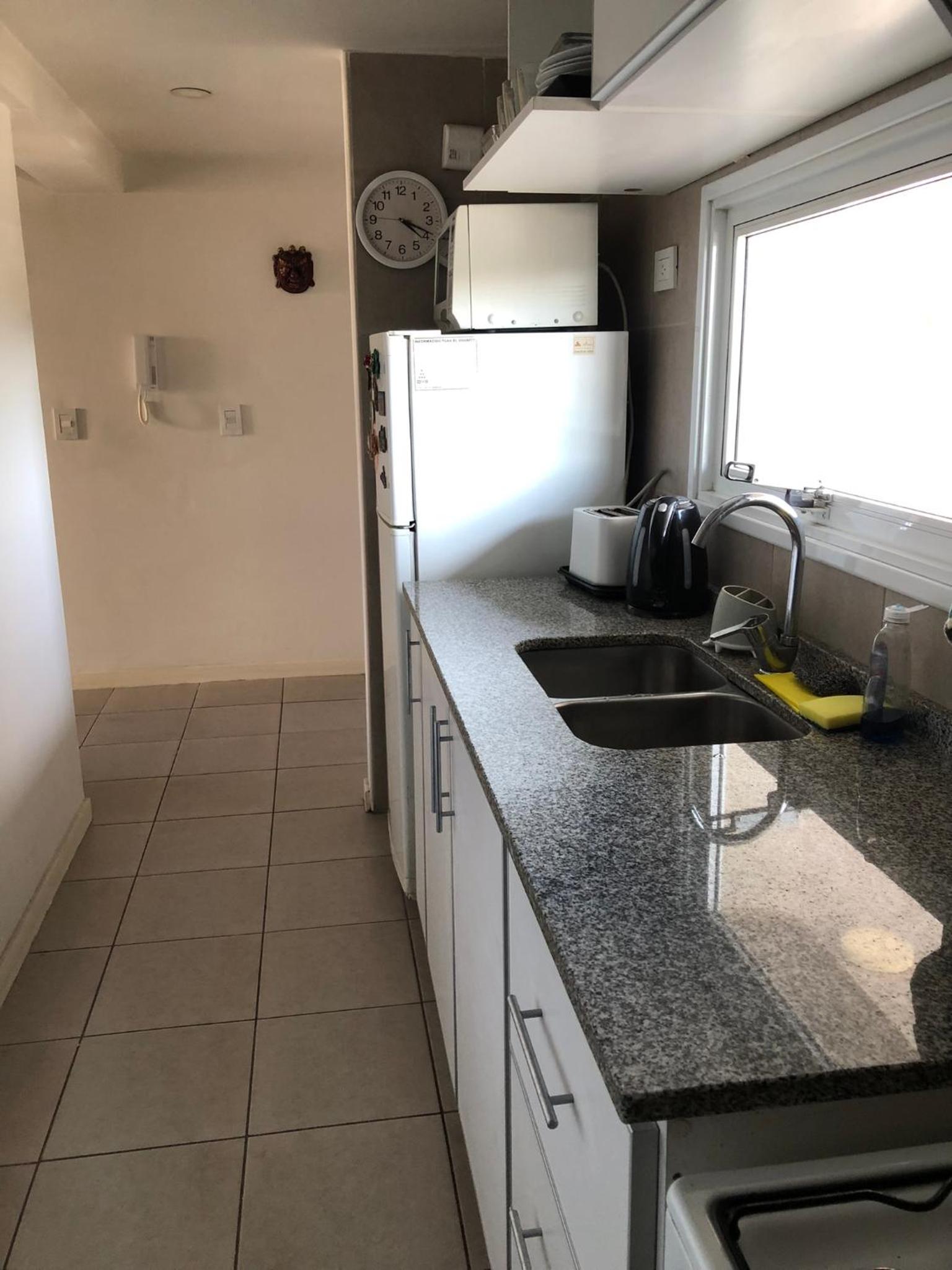 Cómodo y moderno departamento