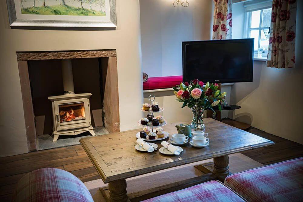 Porch Cottage, a luxurious characterful cottage within walking distance of Keswick town centre view 5