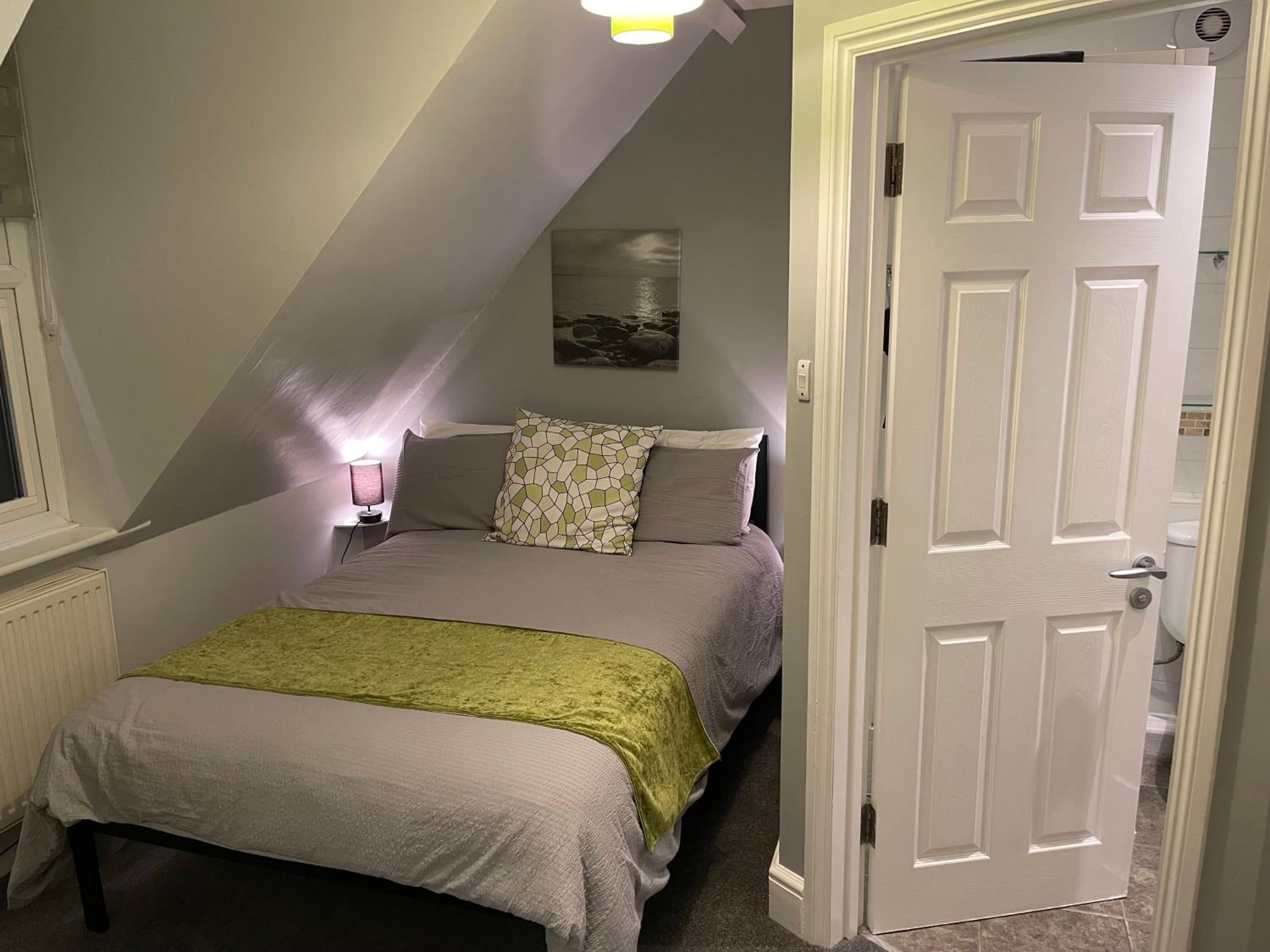 Rivendell Holiday Studios & Suite