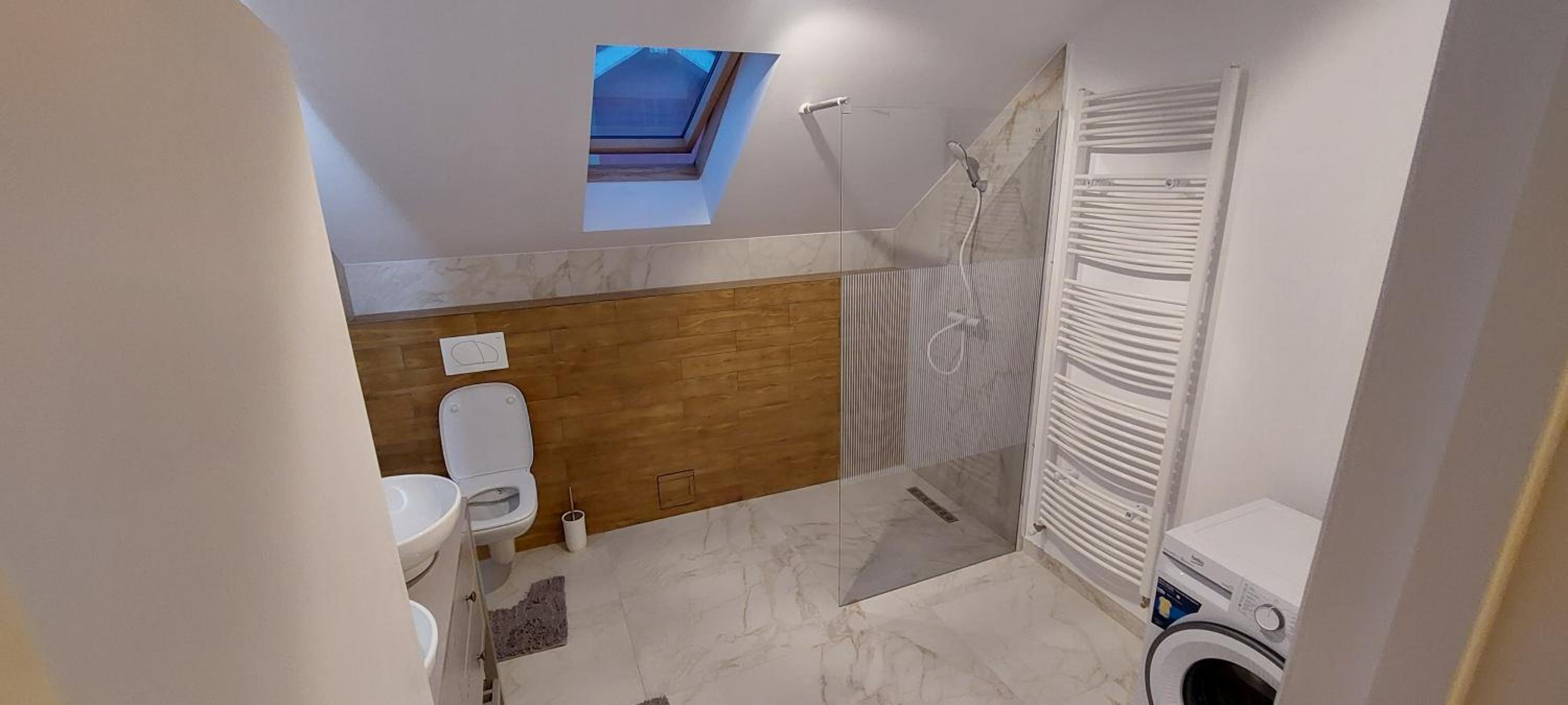 Matei Rent Apt