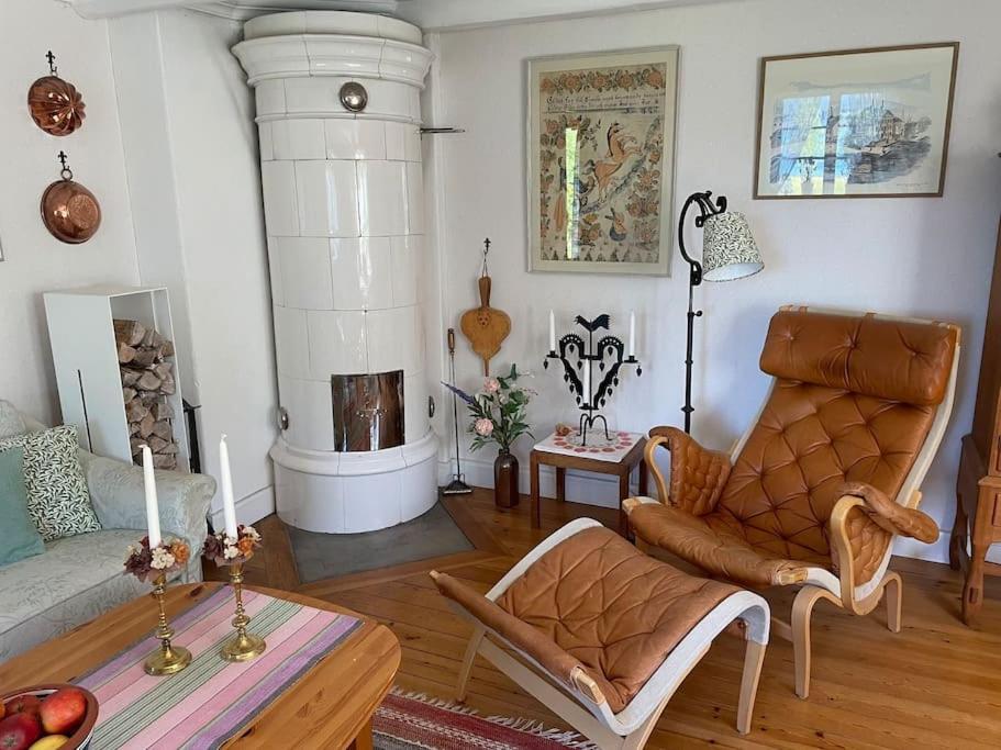 Idyllic Dalarna farmhouse at the lake view 5