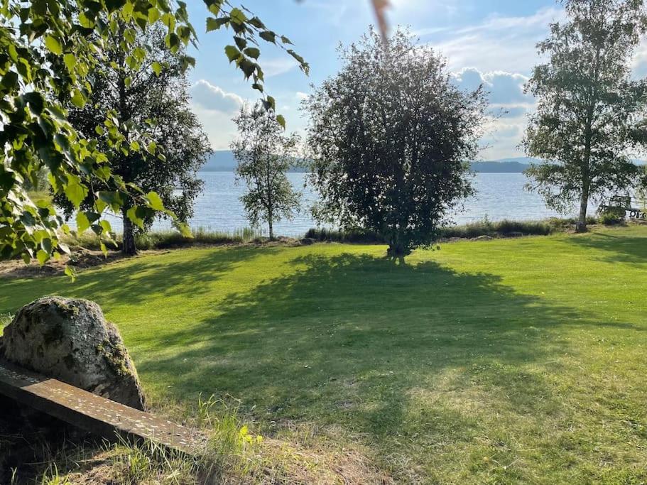Idyllic Dalarna farmhouse at the lake view 4