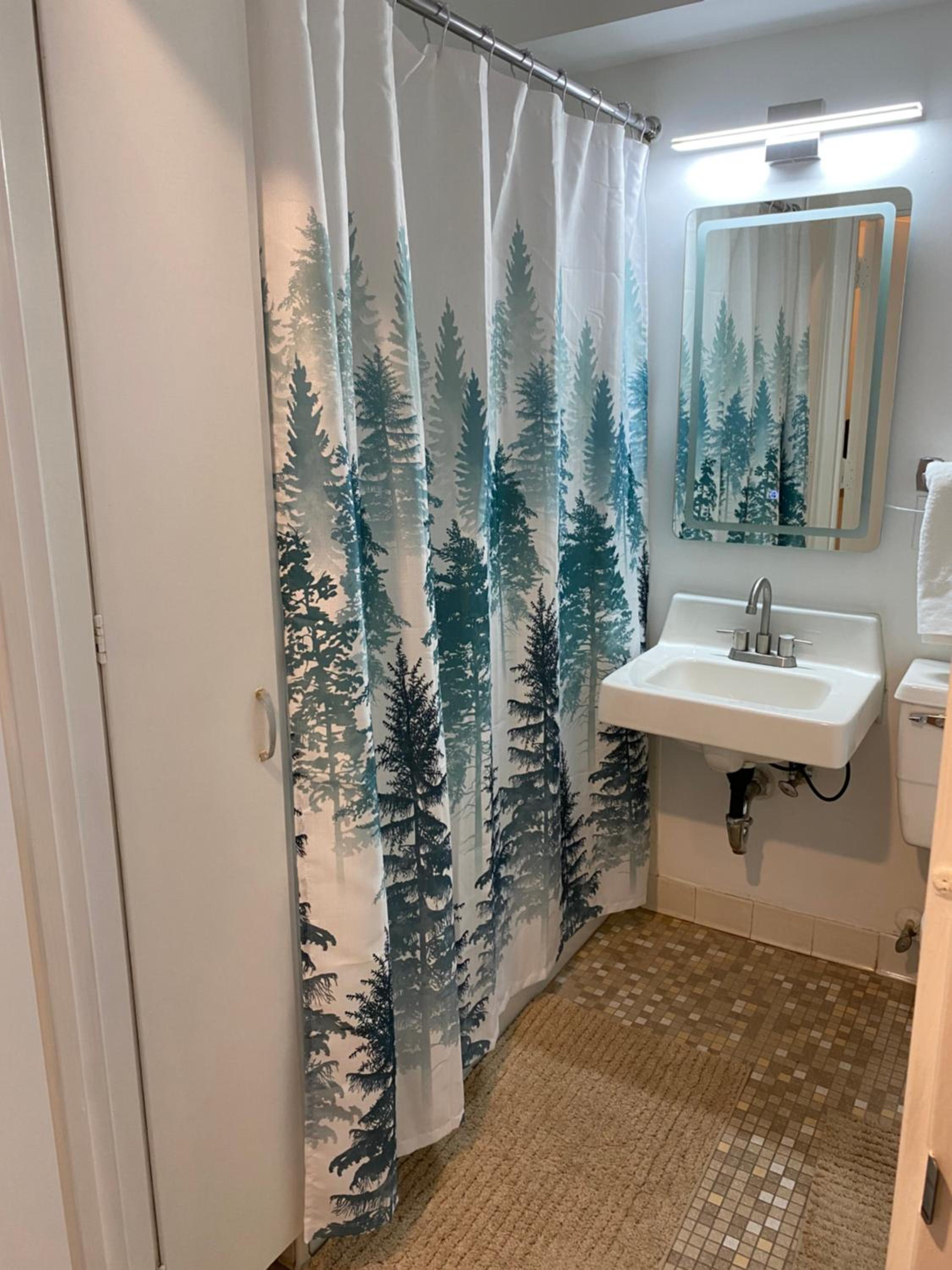 Lovely Micro Studio Apartment in Downtown Gadsden view 4