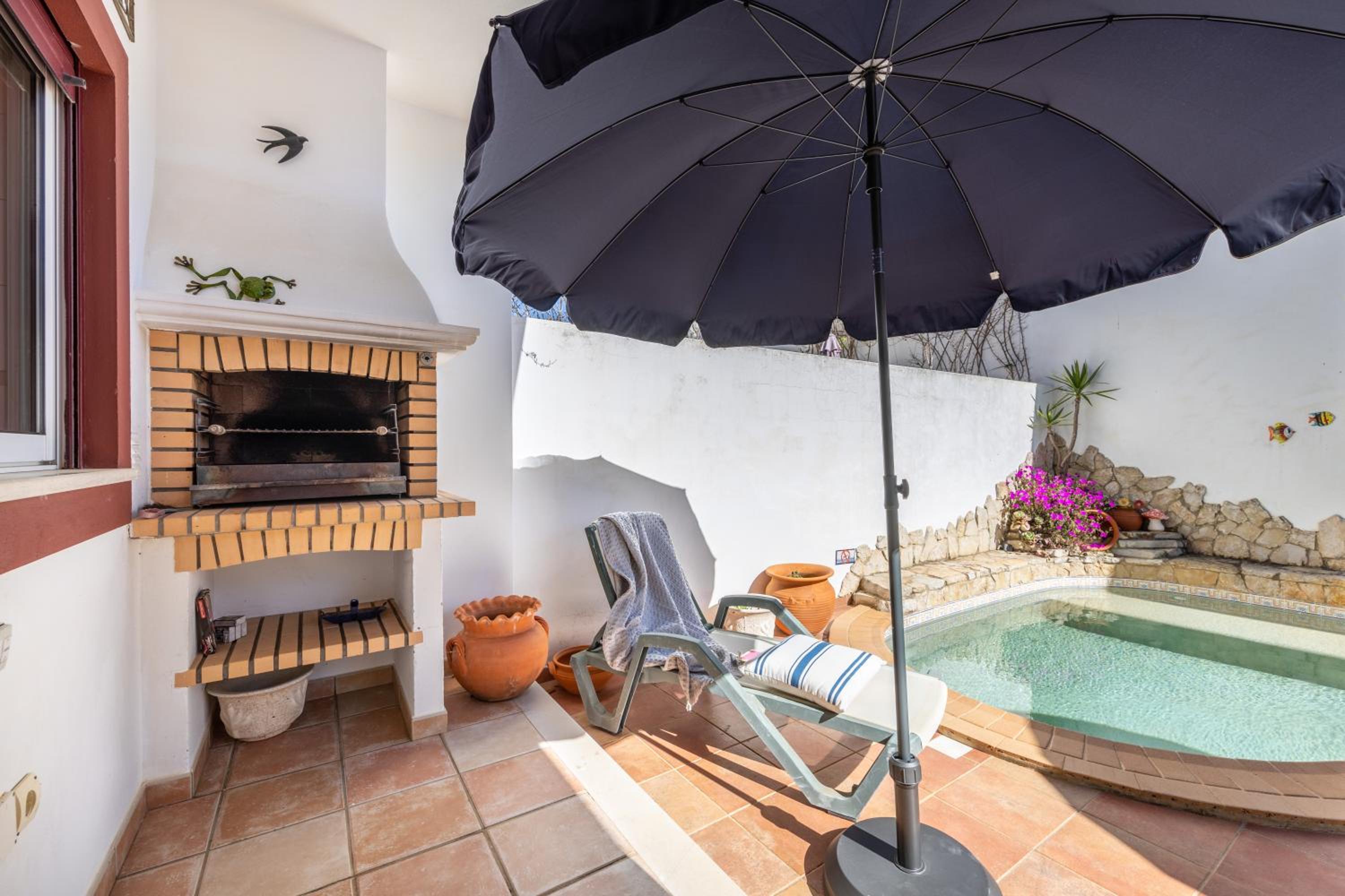 CoolHouses Algarve Burgau, 3 Bed w/ plunge pool, close to village centre, Casa Boa Vida view 4
