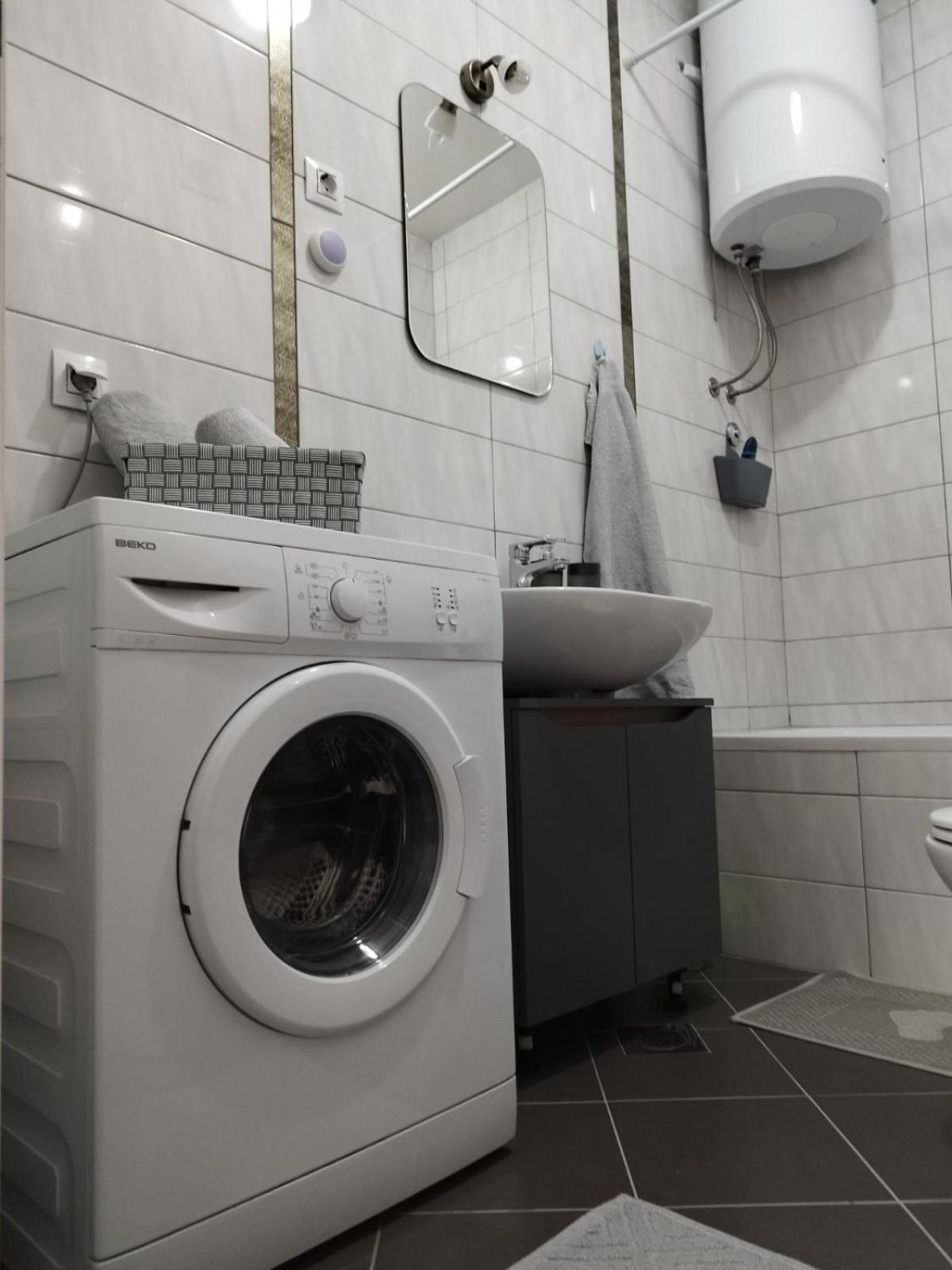 Apartman Green City with garage