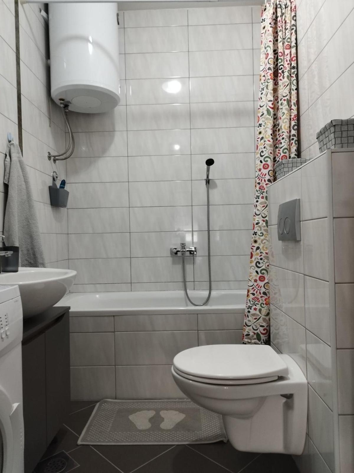 Apartman Green City with garage