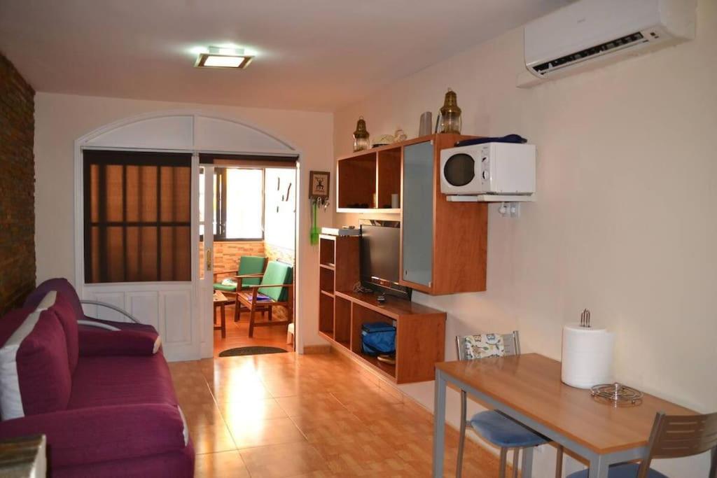 Tommy´s House Vibbecanarias Playa del Cura