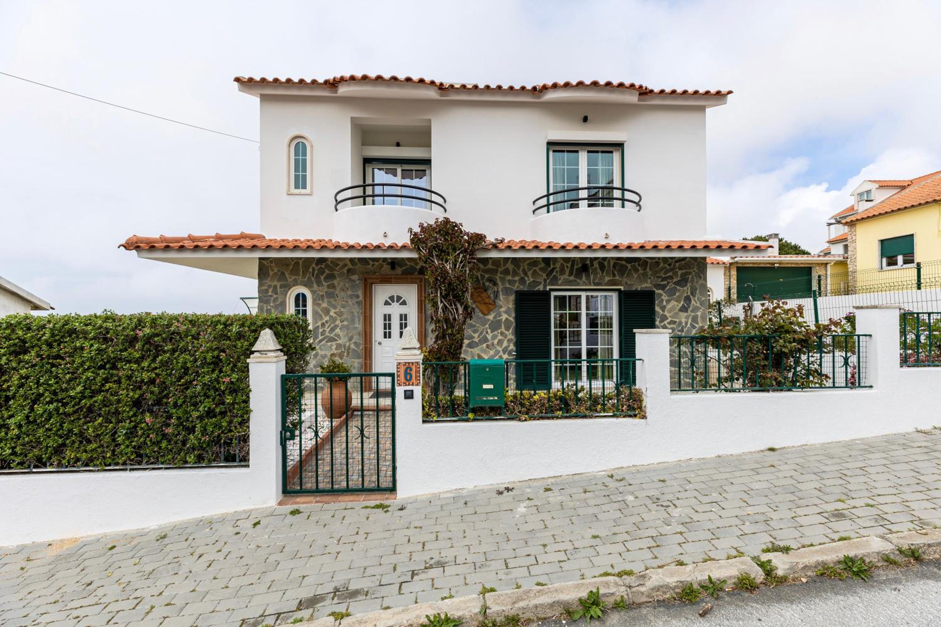 Casa Brincosa Ericeira view 3