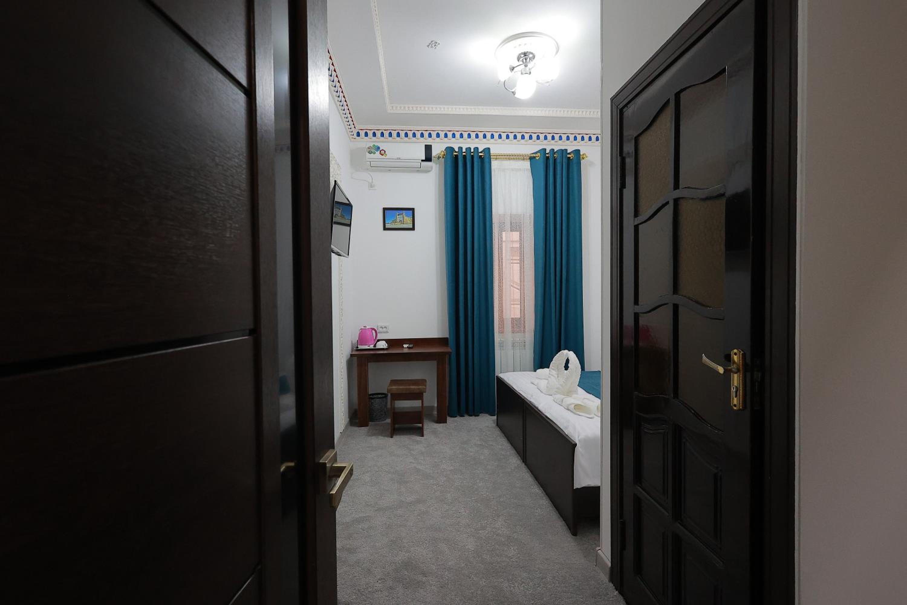 Jahangir Boutique Bukhara