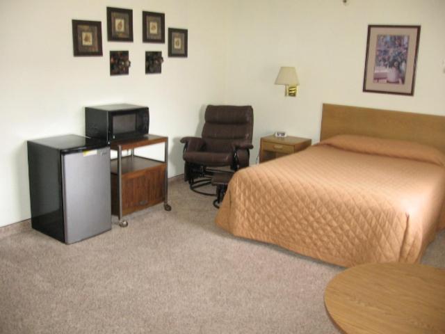 Little Bear Motel