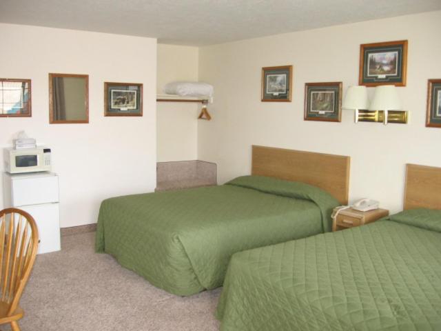 Green River Vacations - Little Bear Motel - Property Image 7
