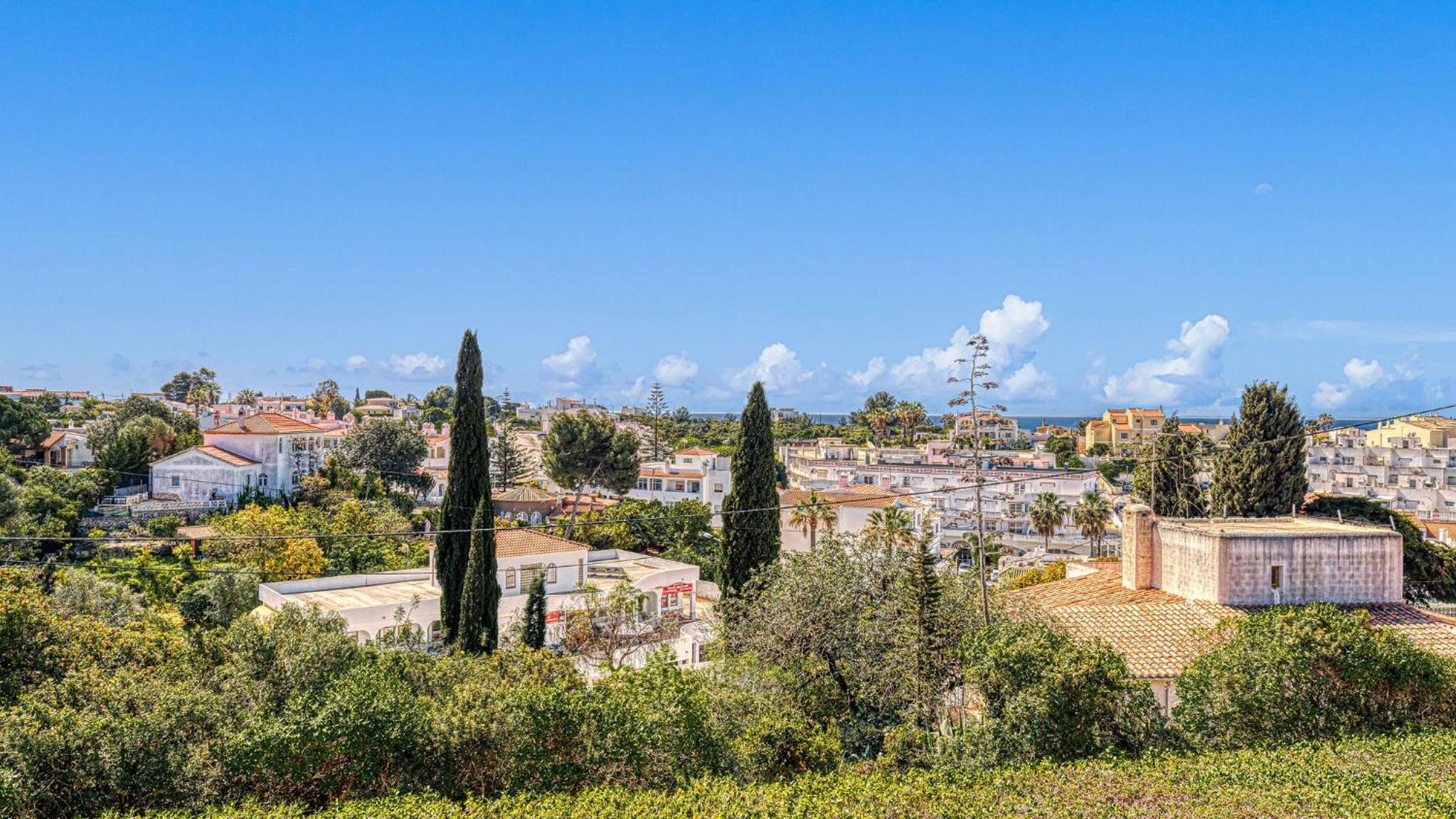 Carvoeiro Vacations - Carvoeiro -Spacious 2 bedroom appartment with pool - Monte Dourado - Property Image 14