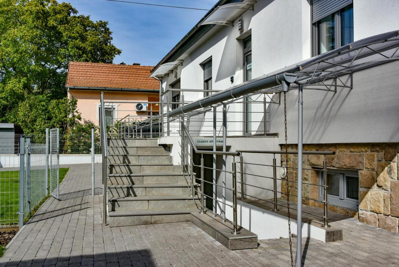 Photo 53
