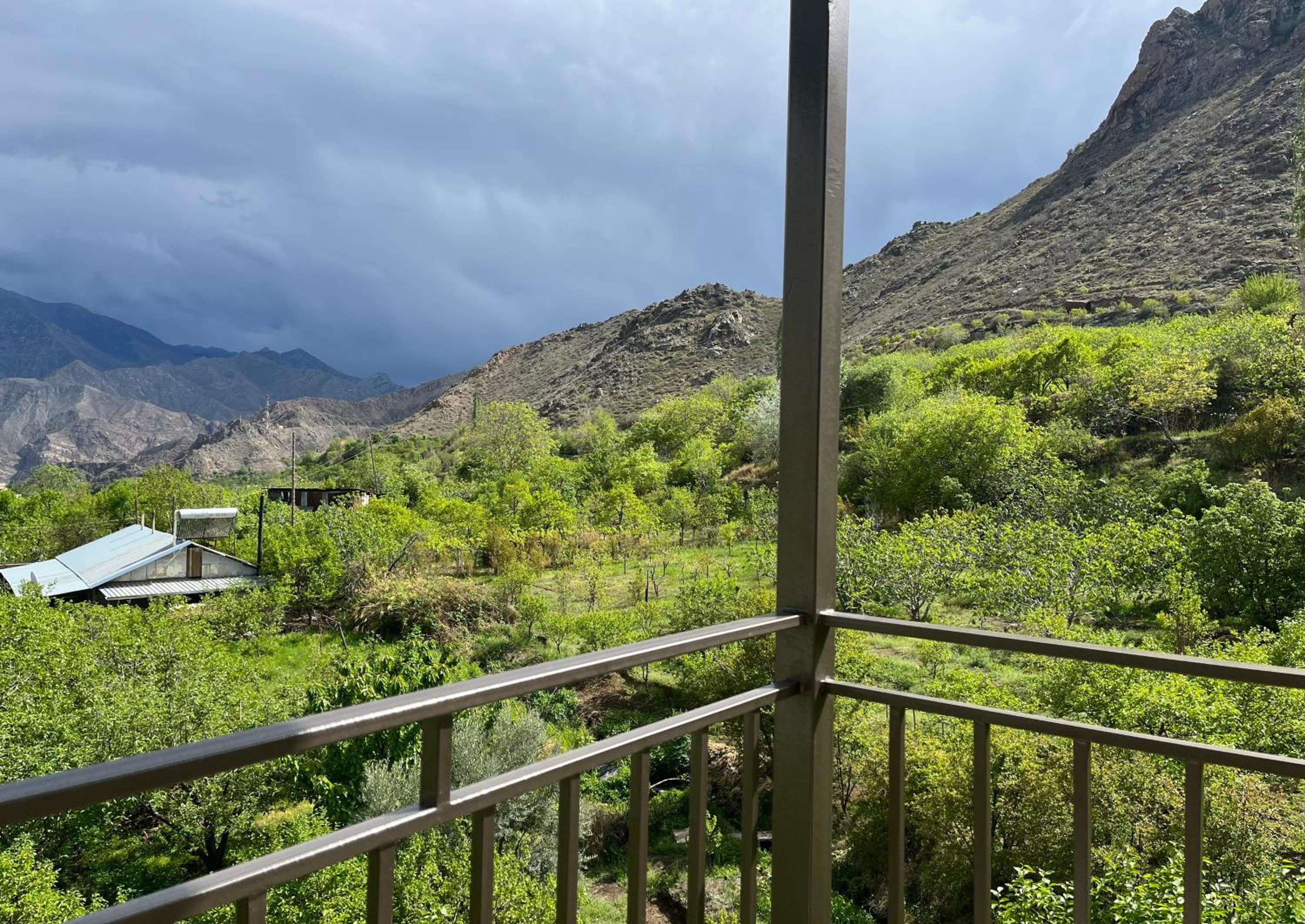 NAREMA FAMILY HOTEL MEGHRI