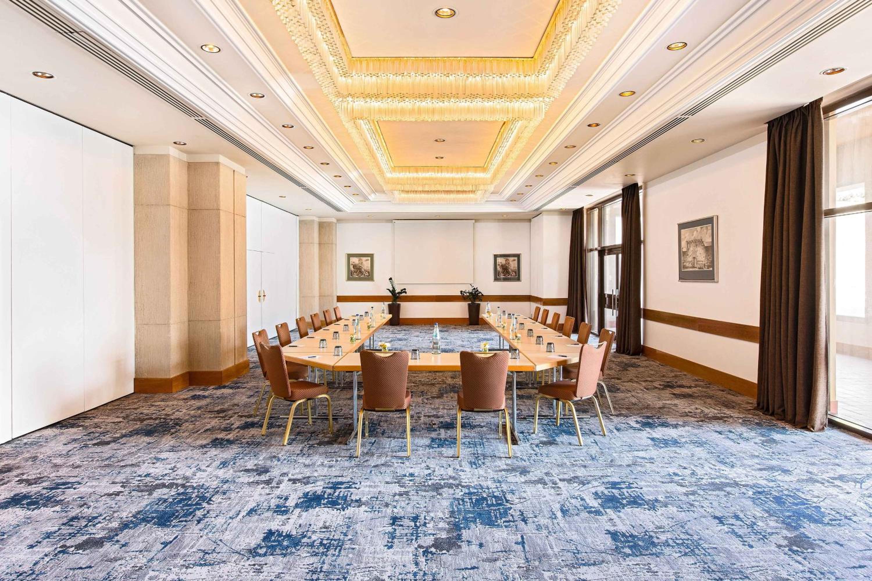 meeting & event spaces