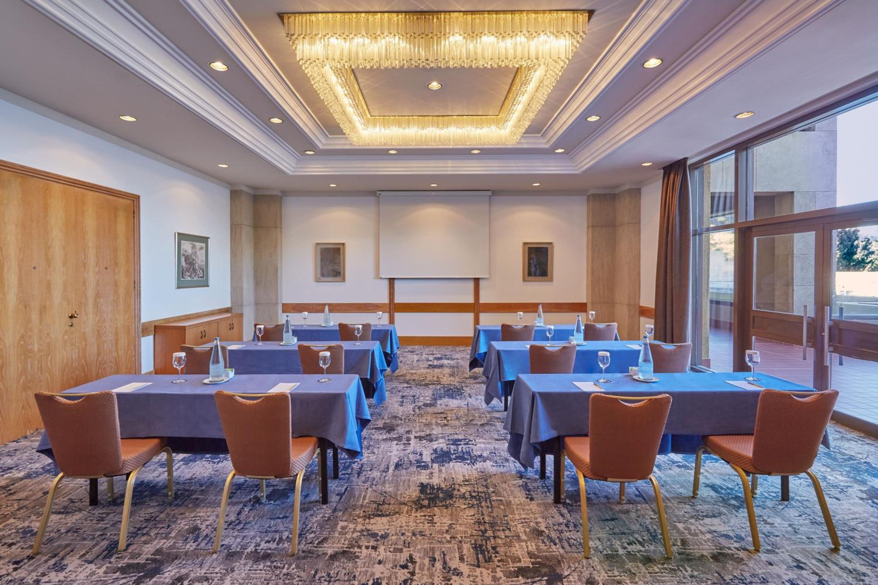 meeting & event spaces