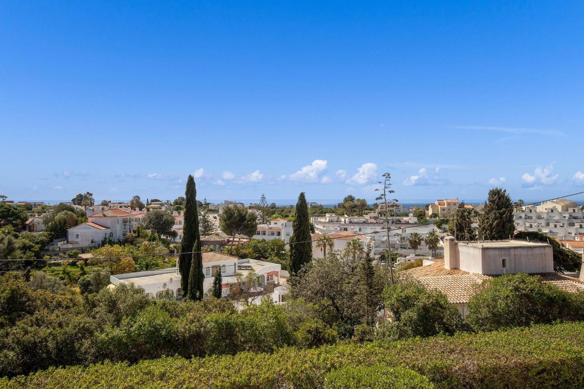 Carvoeiro Vacations - Carvoeiro -Spacious 2 bedroom appartment with pool - Monte Dourado - Property Image 17