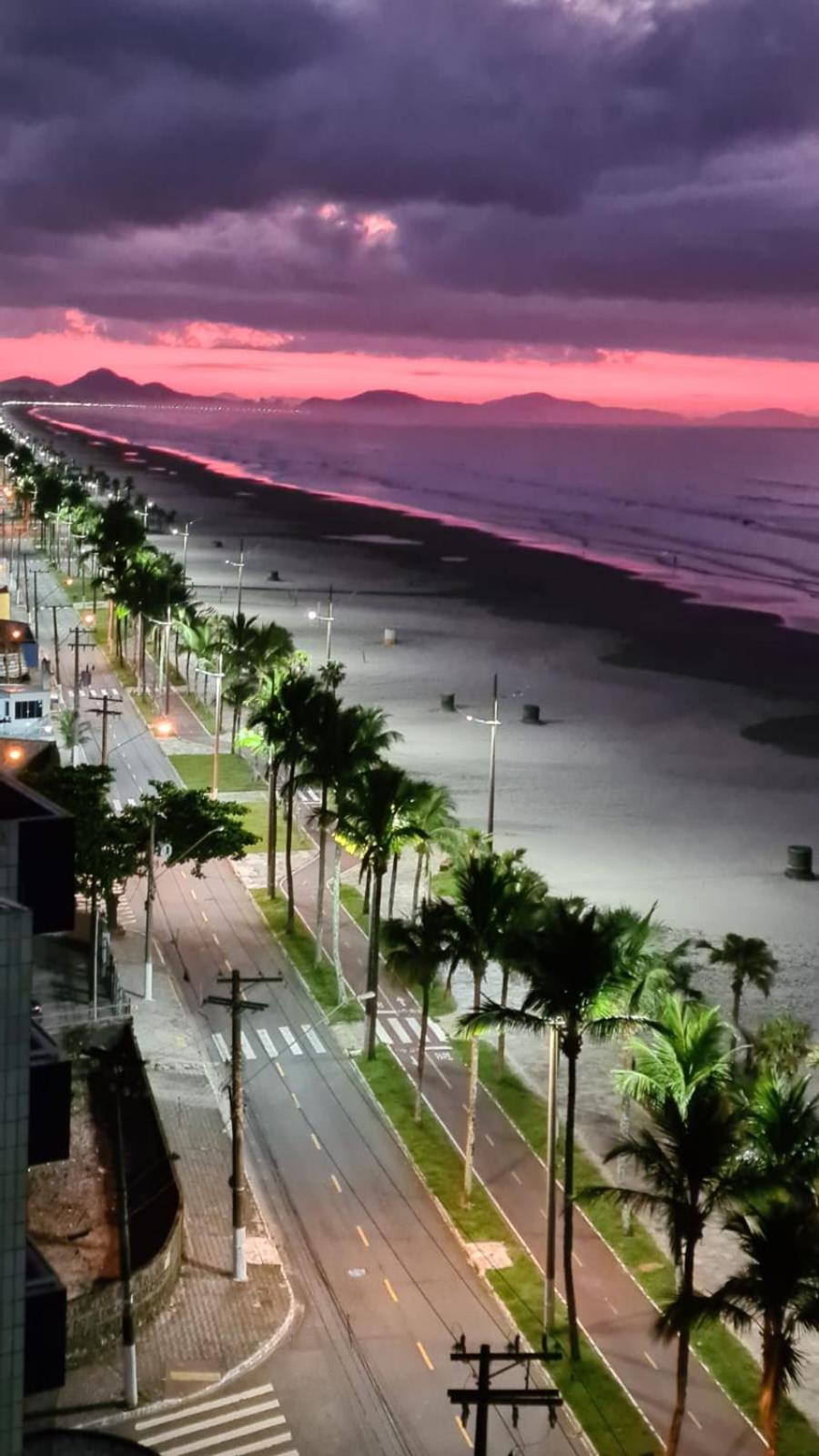 Apartamento Praia Grande Novo Frente Mar Pé na Areia