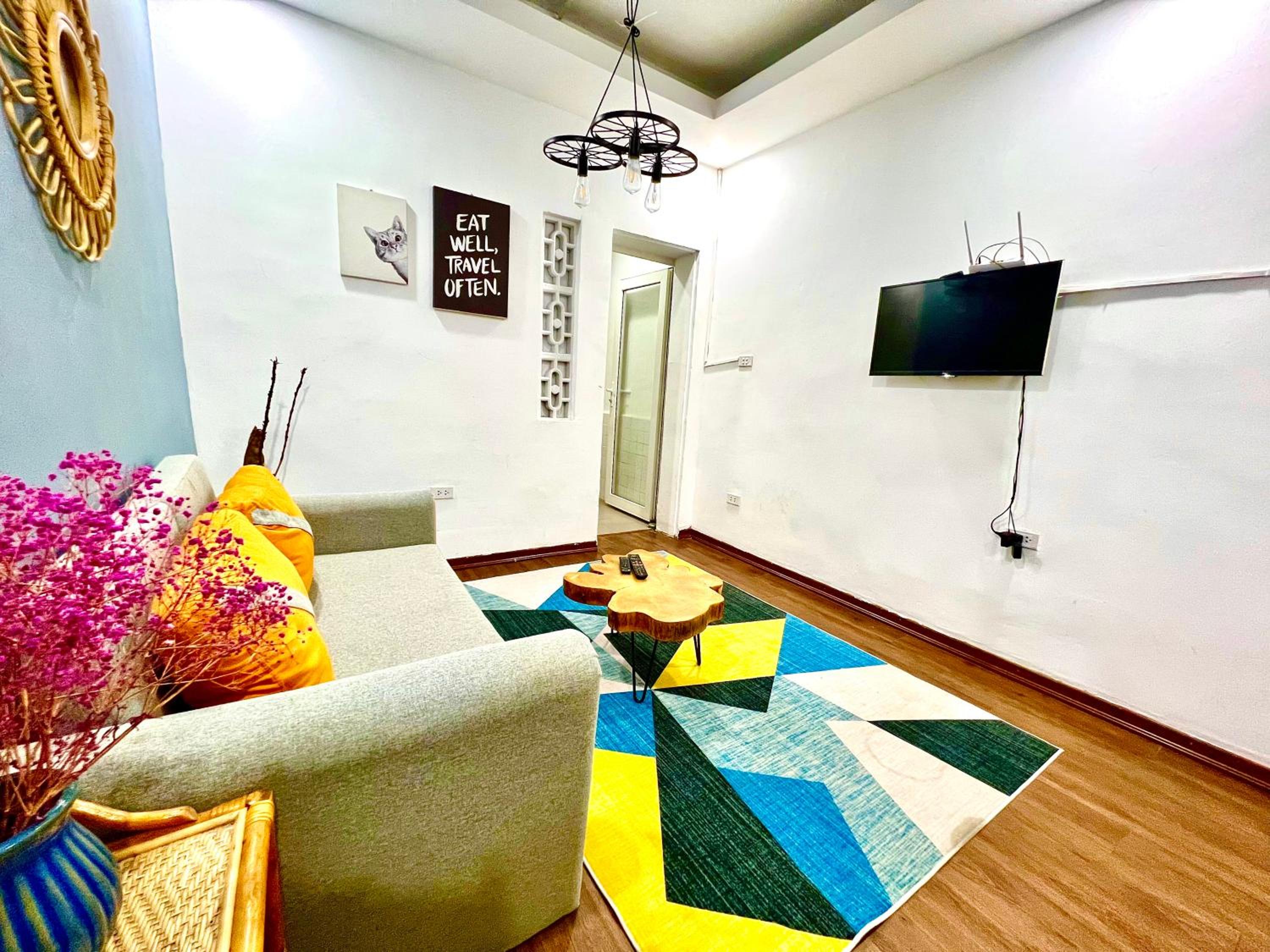 Duplex WARM HANOI, 2 bedrooms, Old Quarter, 3mins to Hoan Kiem Lake
