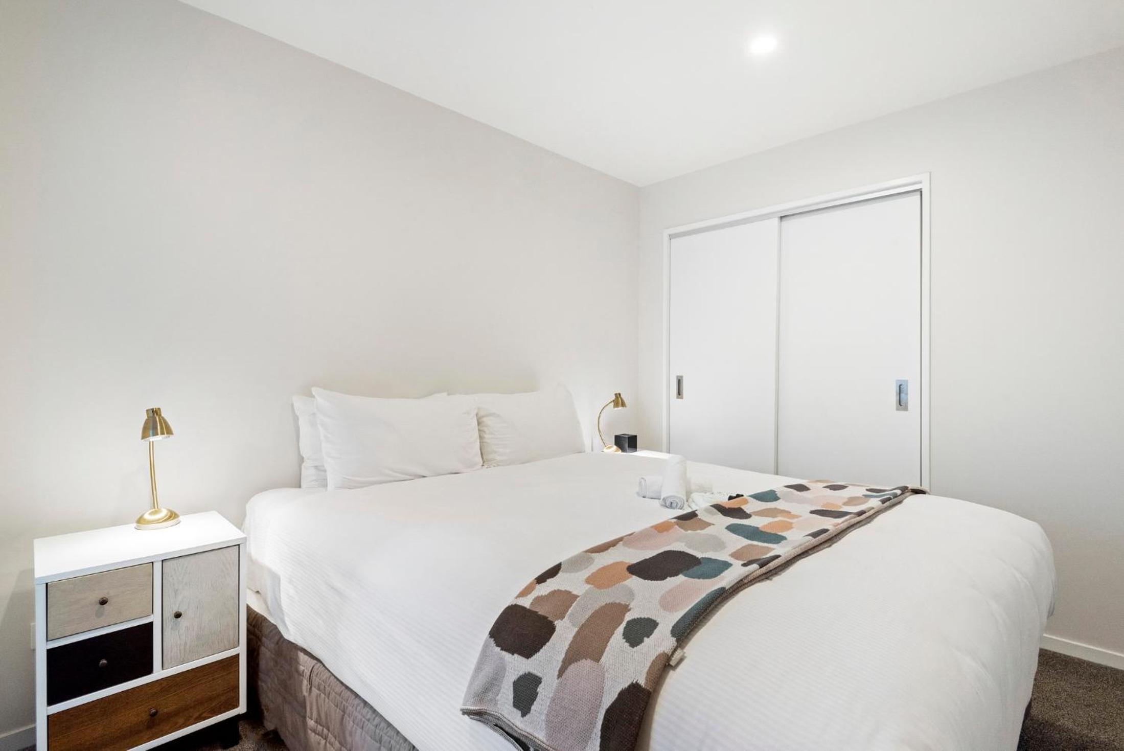 FERNZ Motel & Apartments Birkenhead