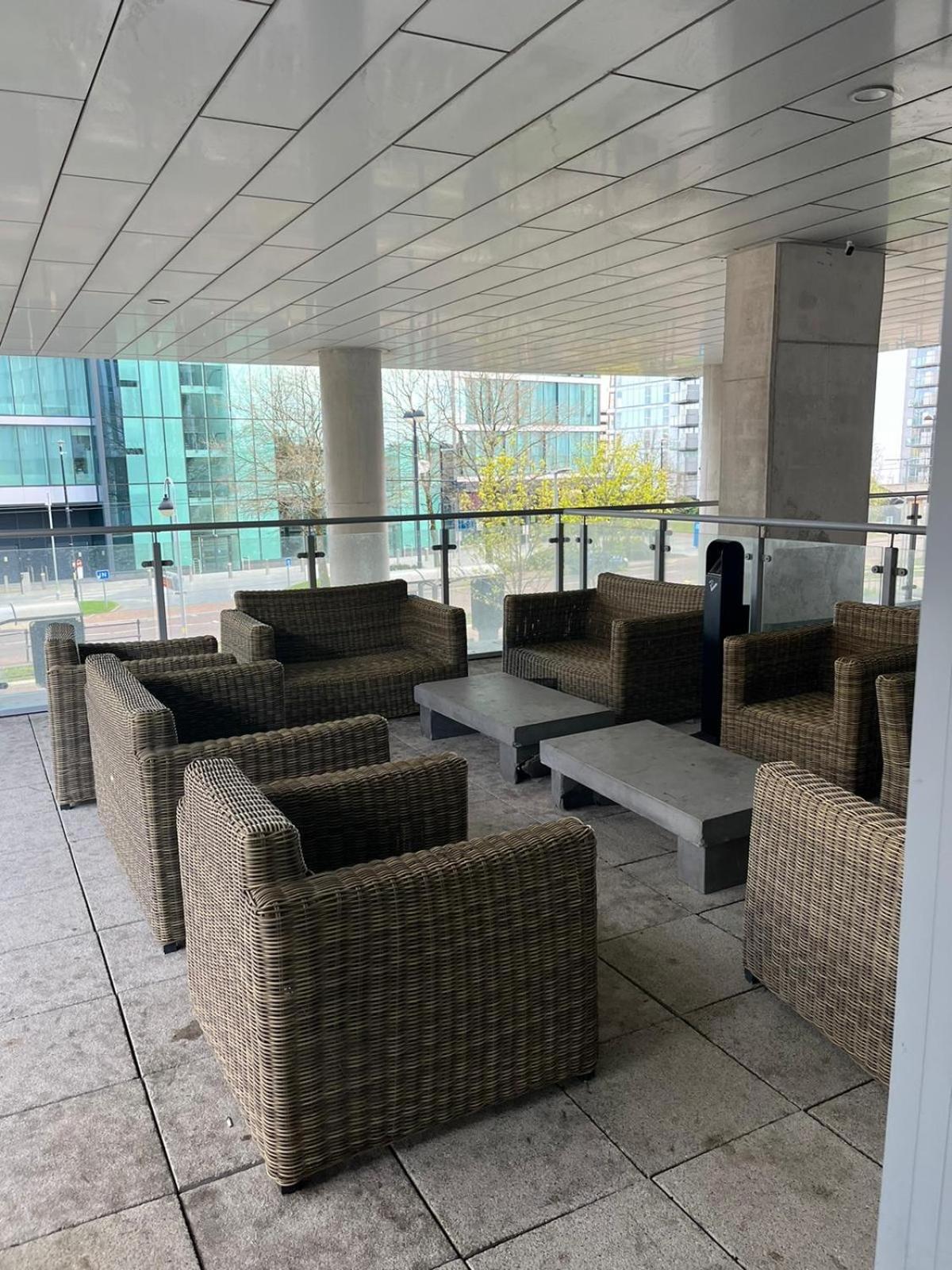 Salford Quays Apartment, Manchester view 4