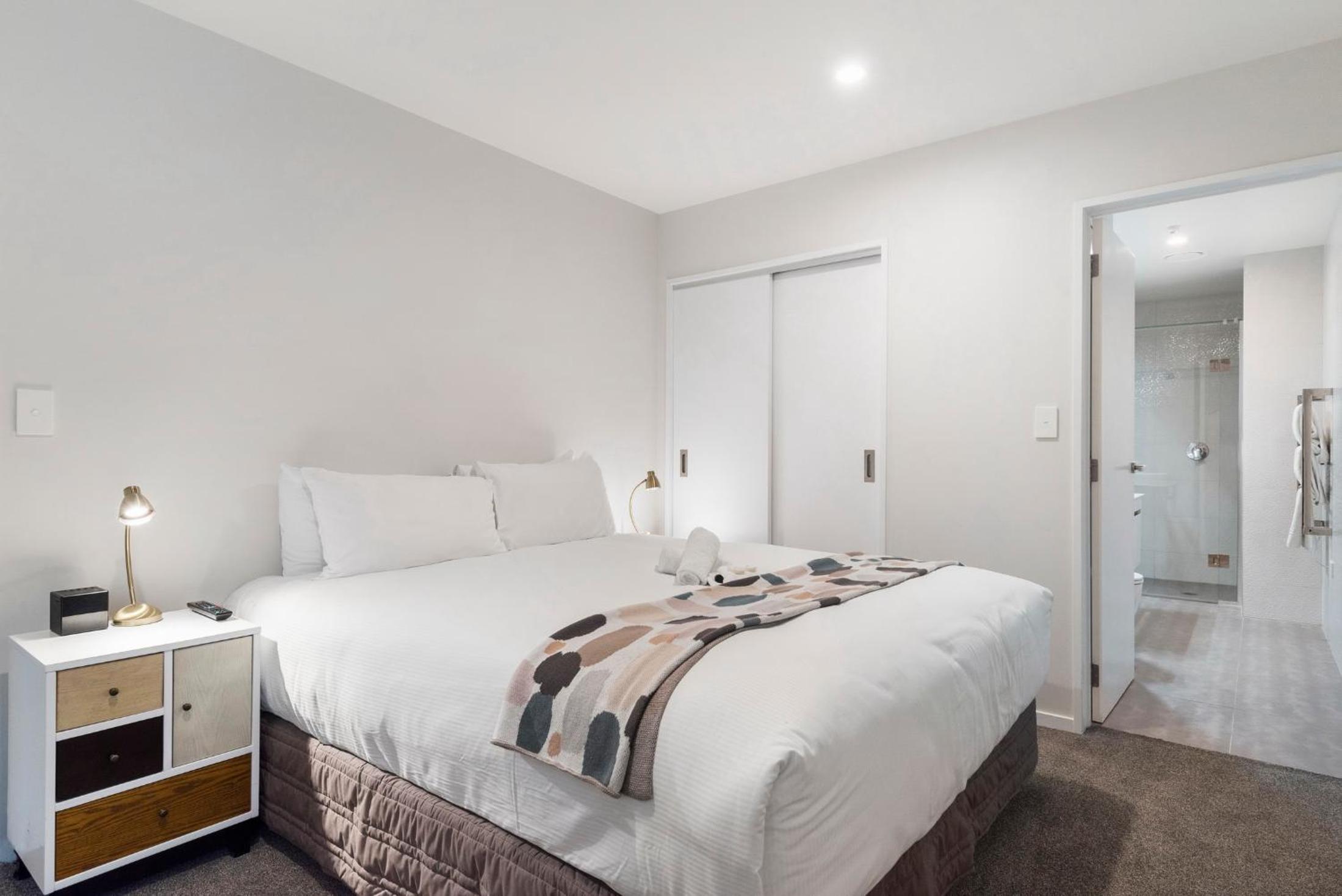 FERNZ Motel & Apartments Birkenhead