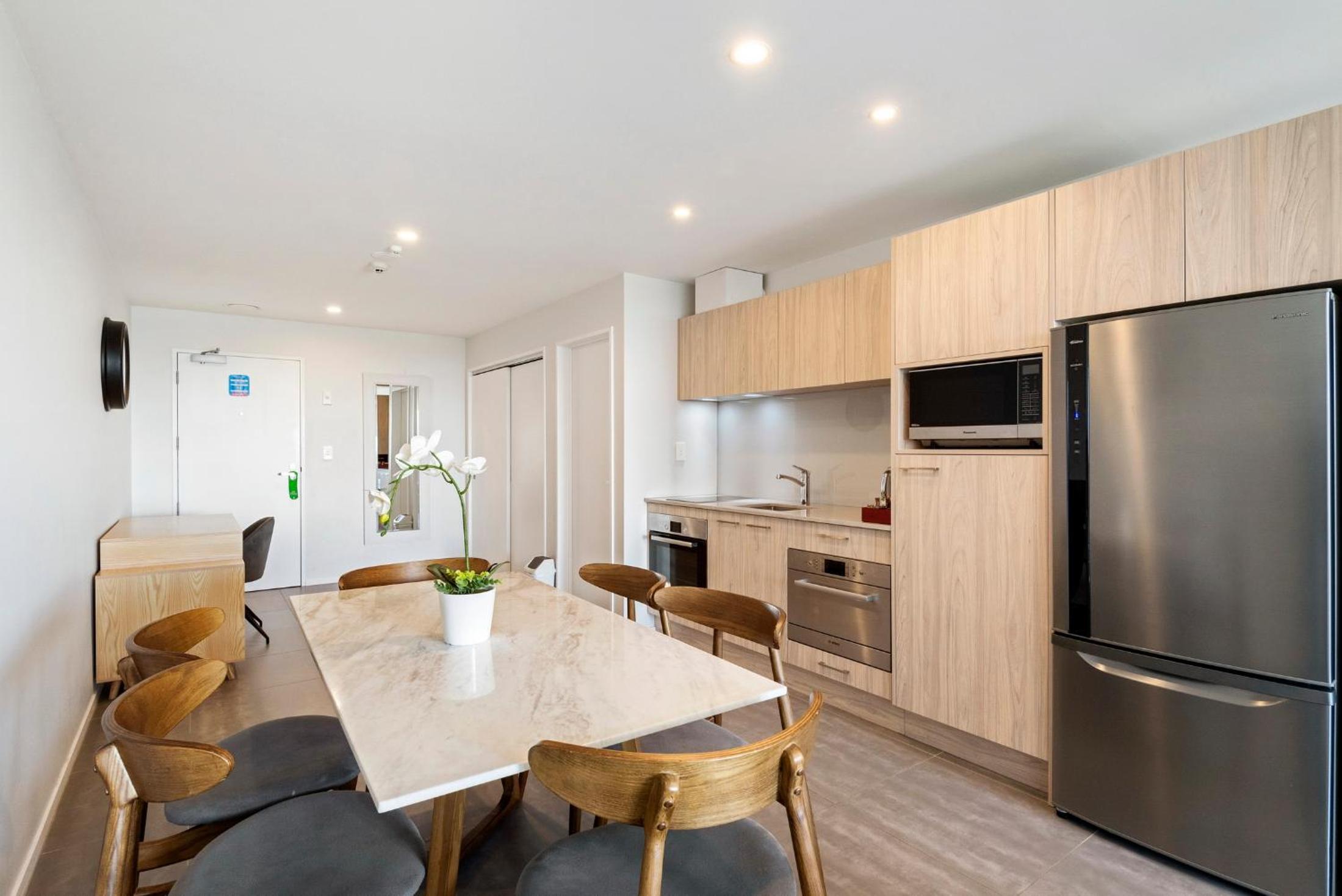 FERNZ Motel & Apartments Birkenhead