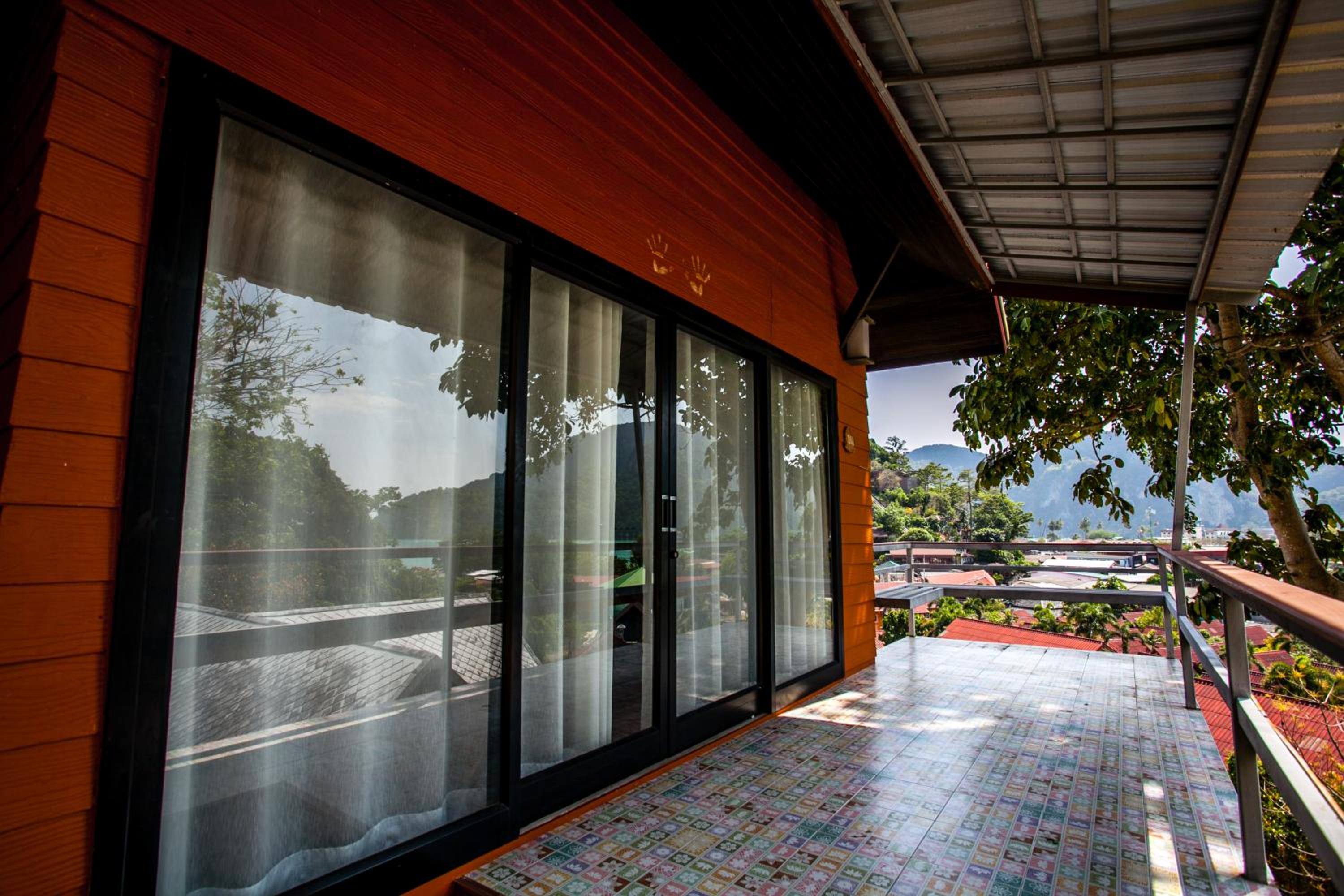 Phitharom PP Resort