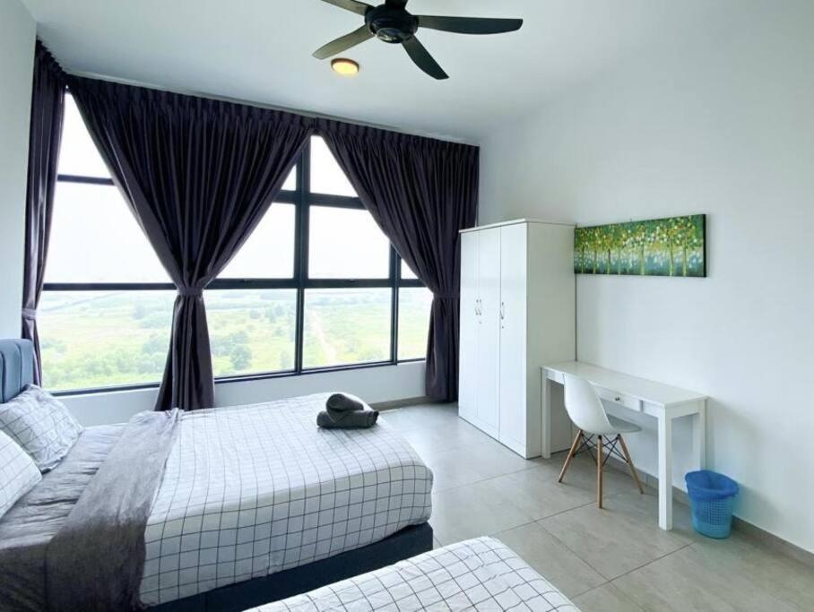 SEAVIEW! BIG&KID swimming pool Atlantis Comfy 4-10pax 5 mins to Jonker & town photo 8