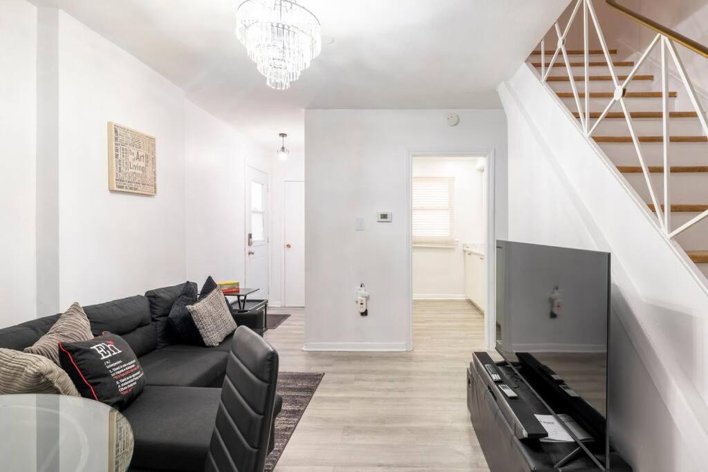 Harmony Home Near University of Waterloo