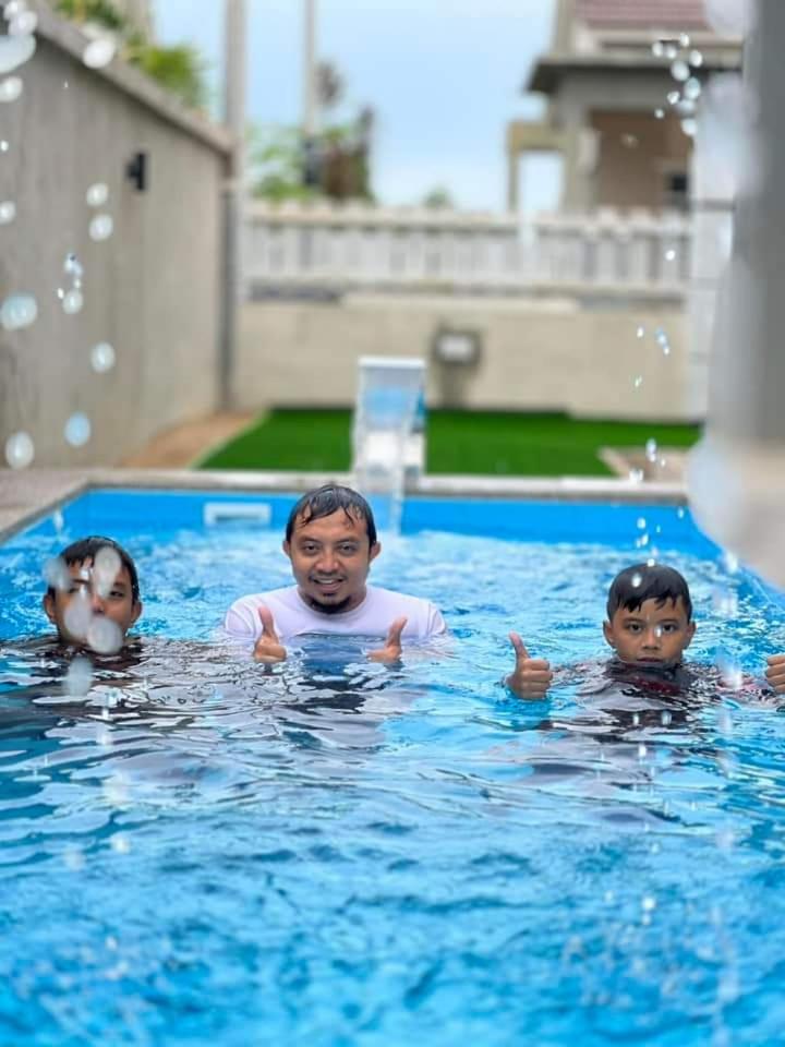 El Manzil Homestay with Pool photo 3