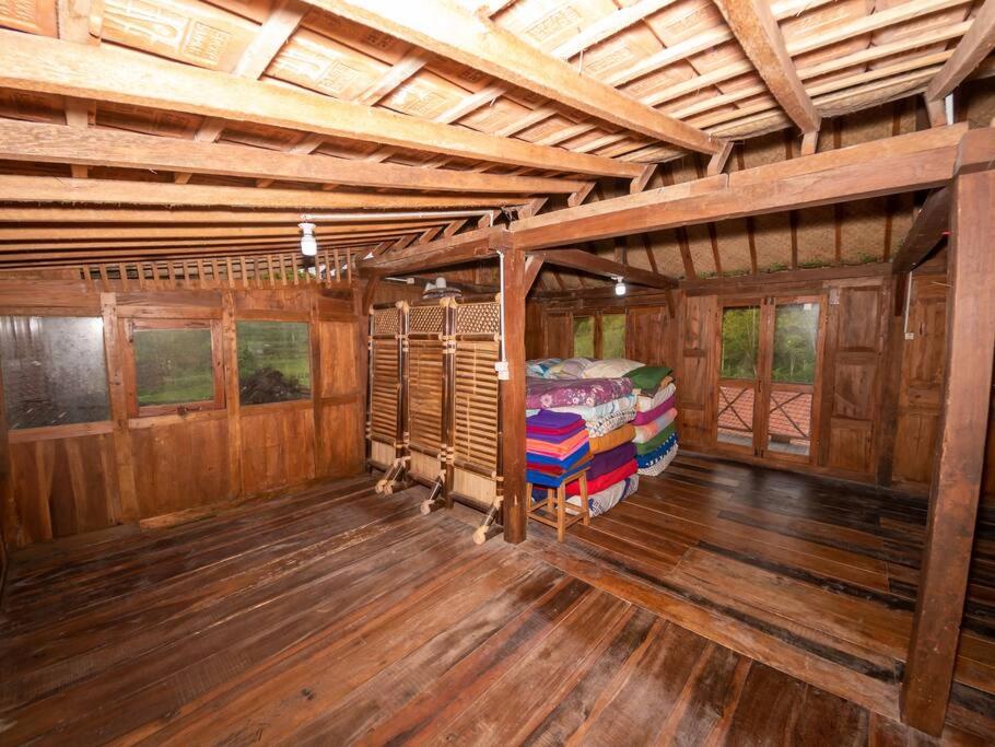 Villa Watu kodok - Villa Located Close to The Beach view 2