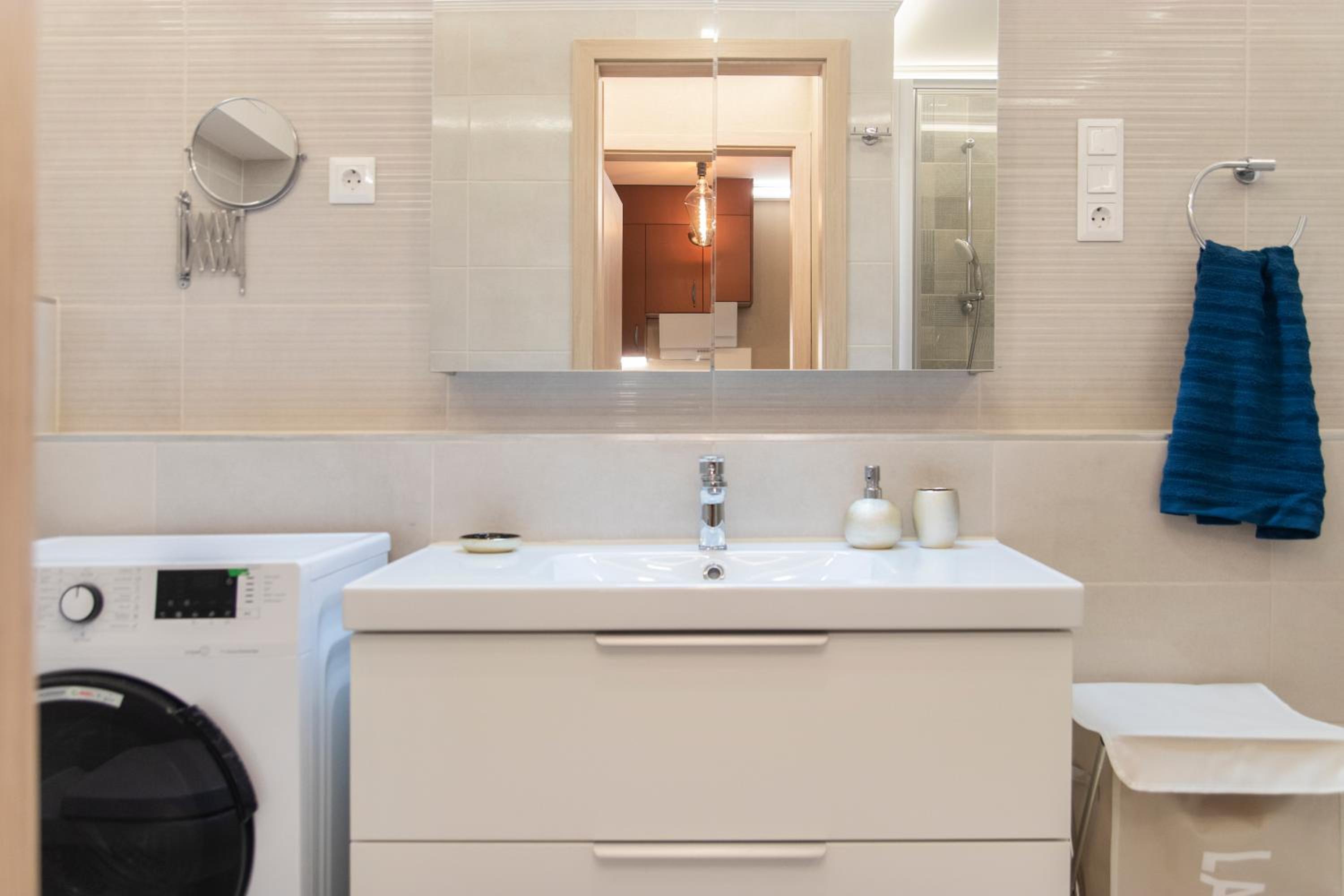 Grand Suites Central