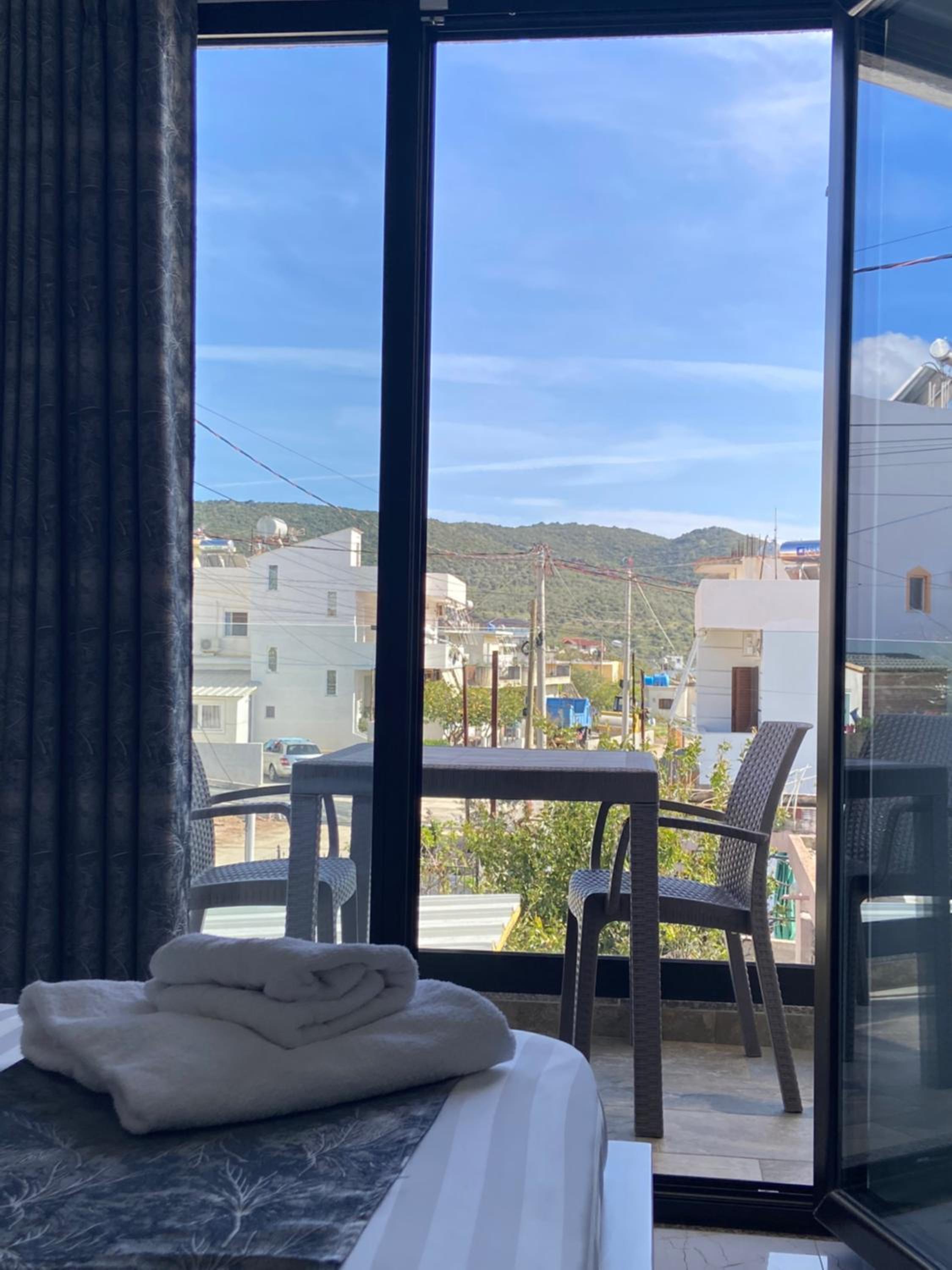 Eos ApartHotel