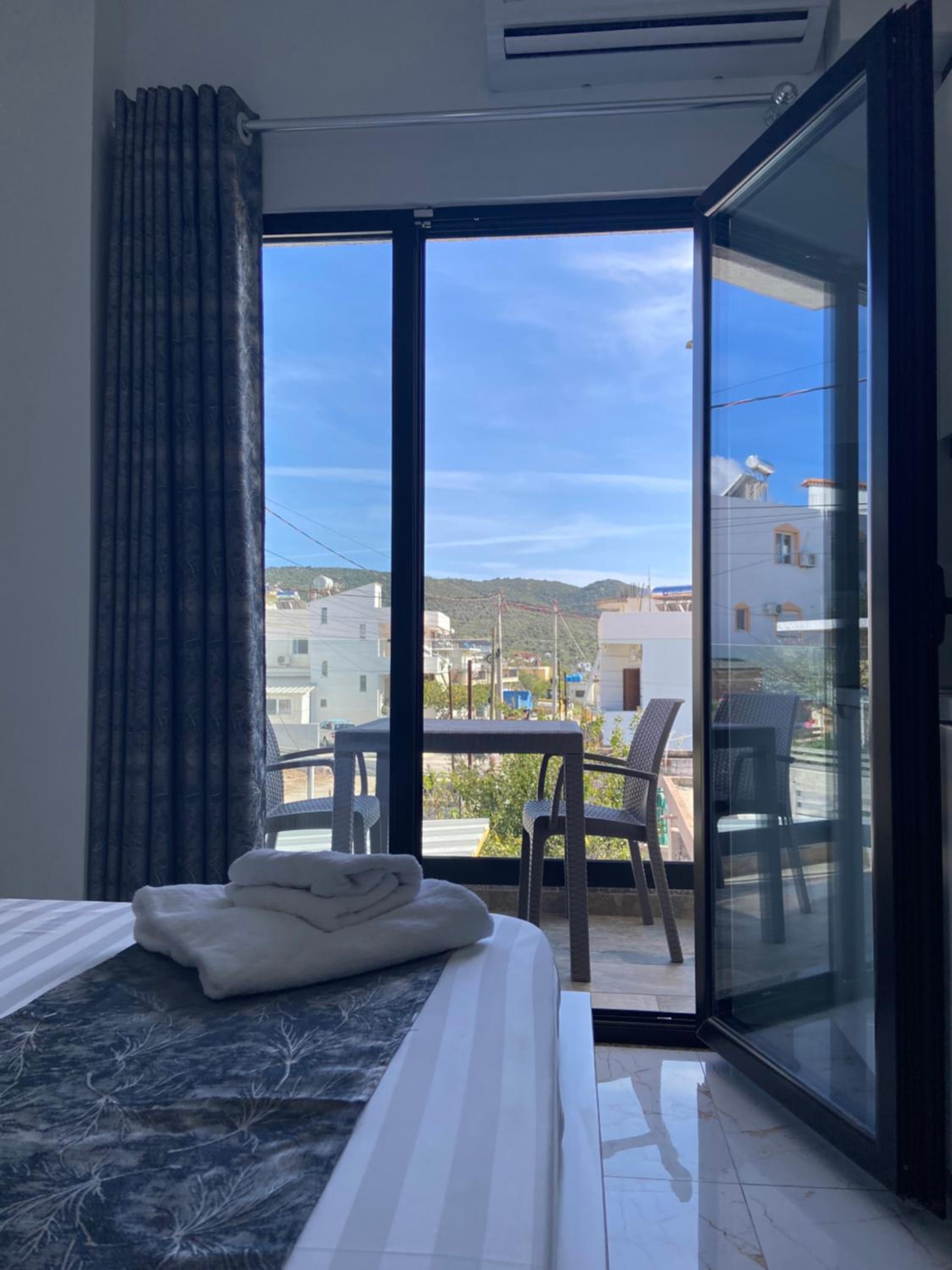 Eos ApartHotel