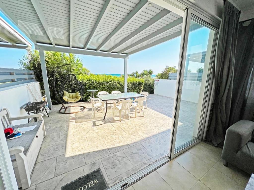 Gorgona Seafront Villas 3 Bedroom With Private Swimming Pool