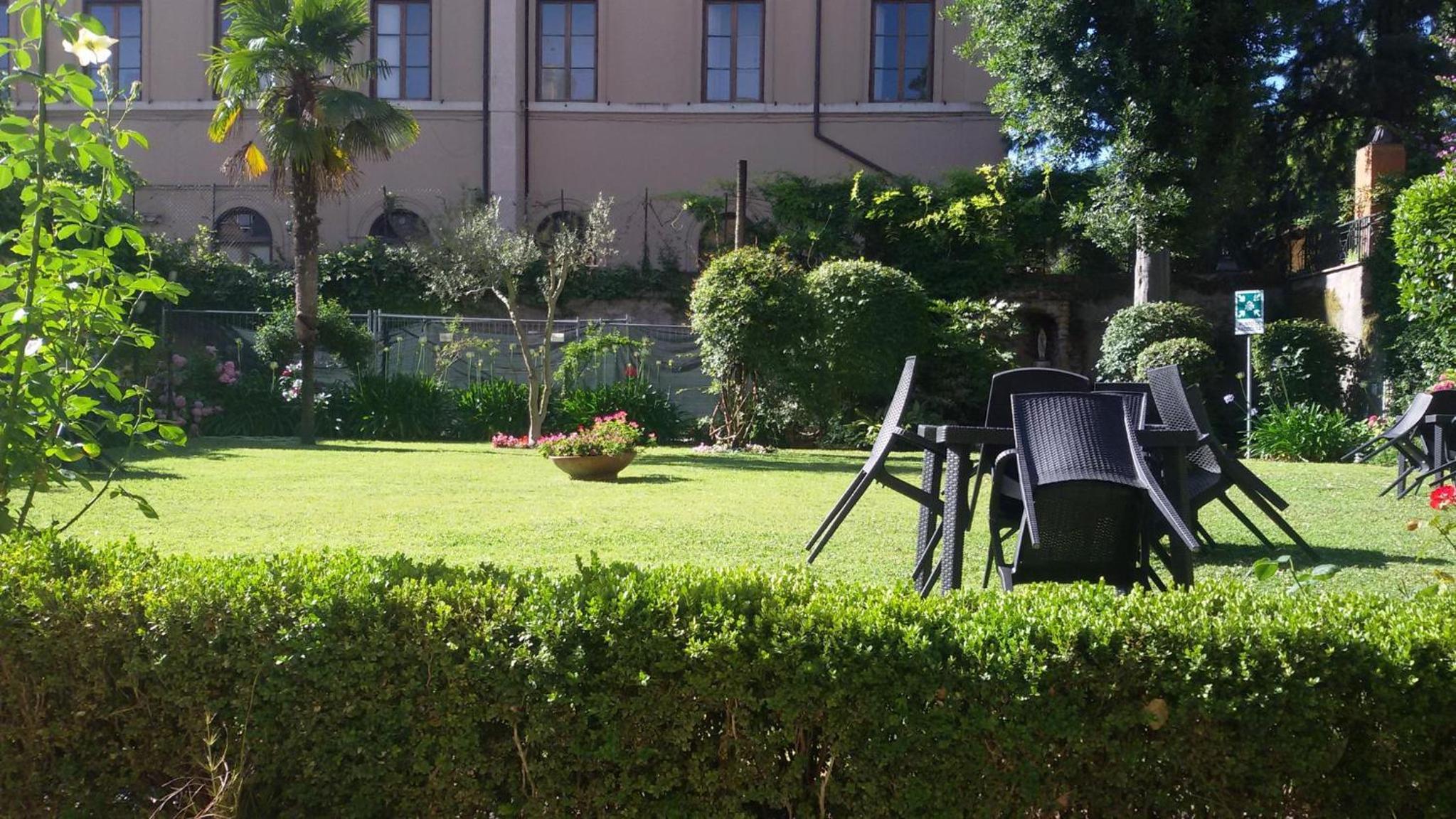 Villa Riari Garden