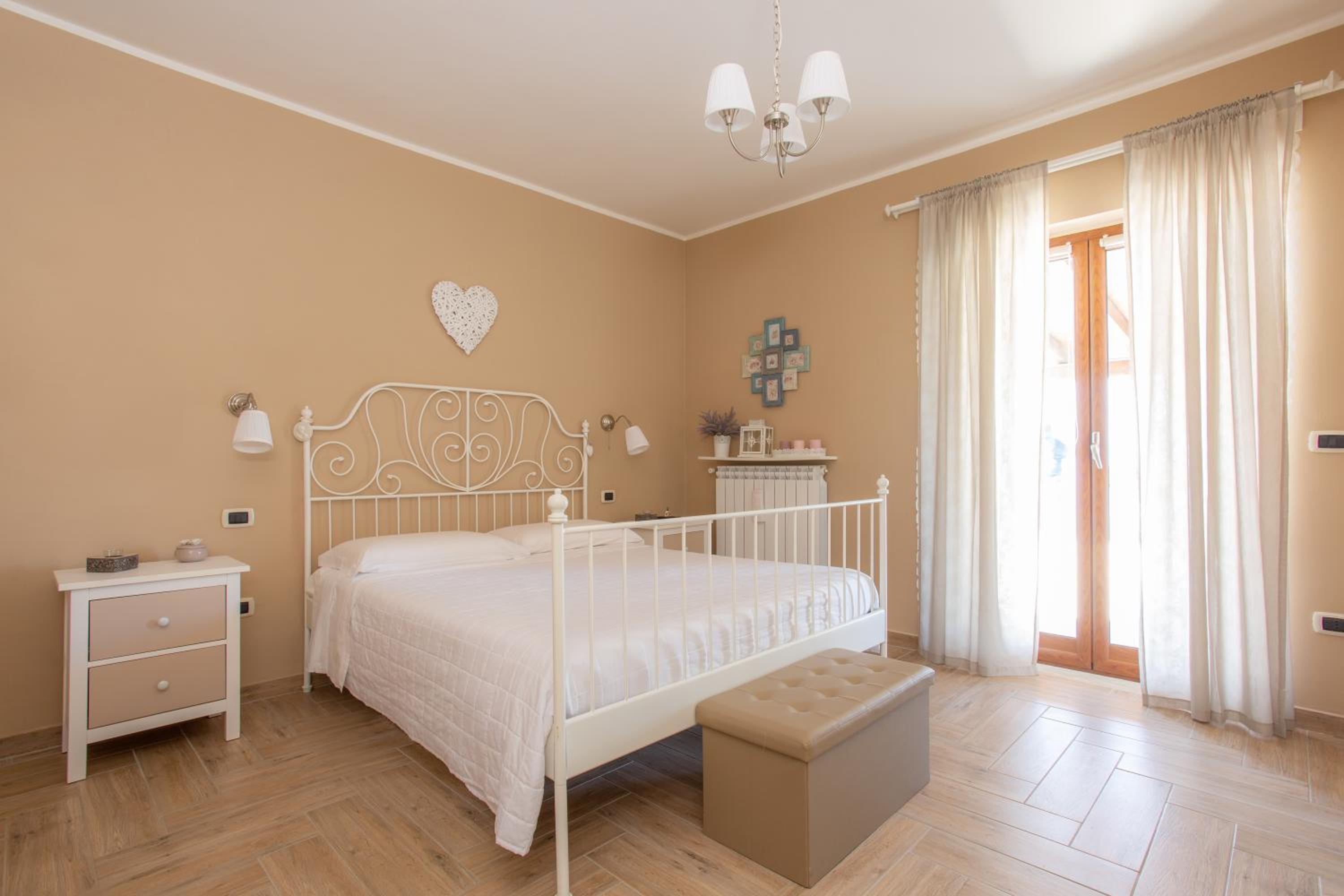 Villa Santoro al Paradiso Verde, Villa intera con Piscina