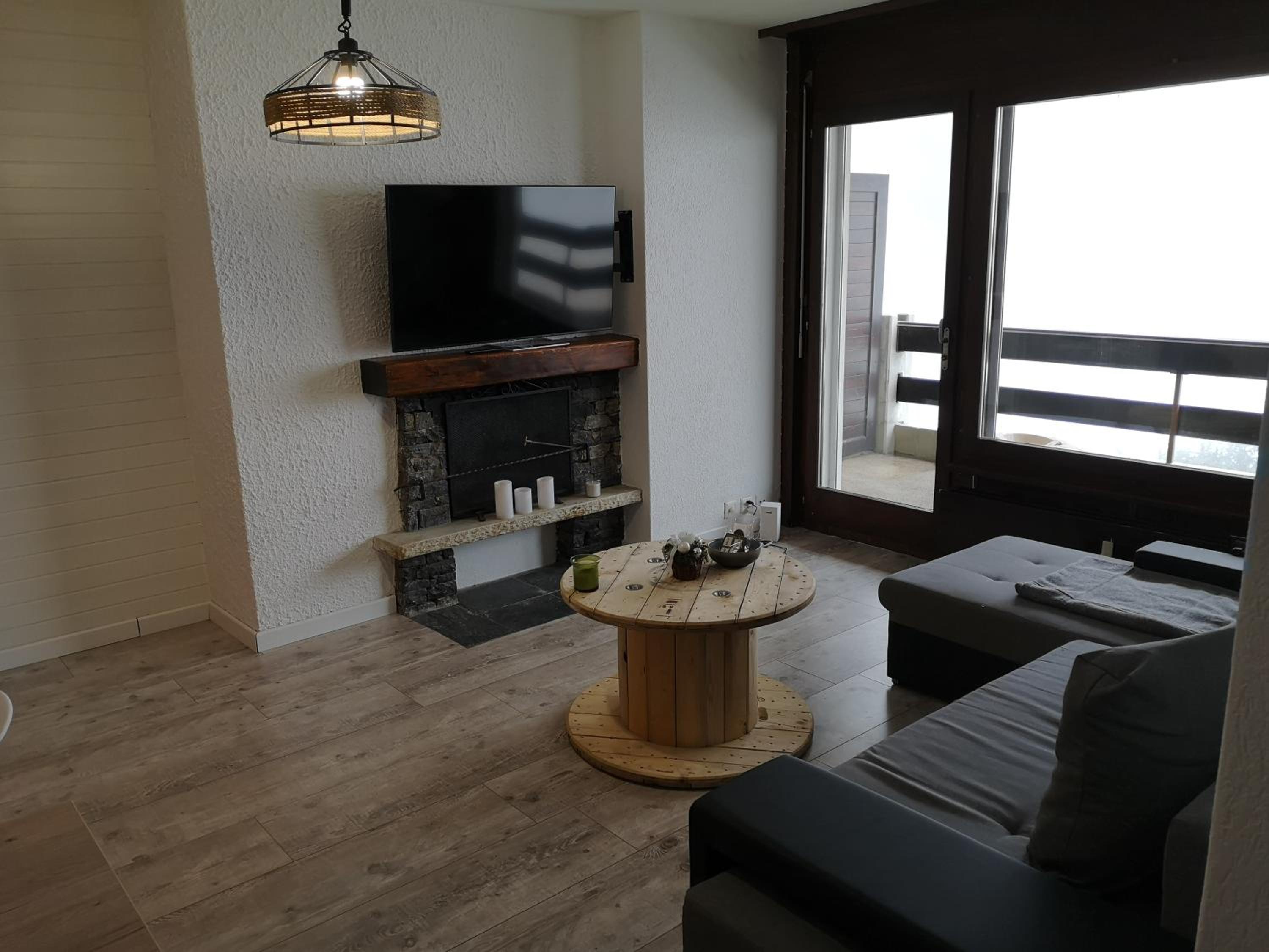 Appartement proche remontées refait à neuf