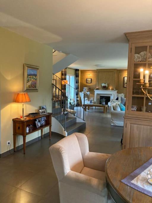 Villa Ty Laouen- villa confort avec piscine et jacuzzi- Parc -Opio-Valbonne