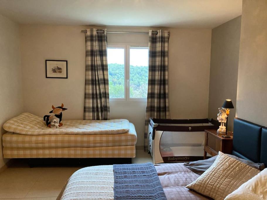 Villa Ty Laouen- villa confort avec piscine et jacuzzi- Parc -Opio-Valbonne