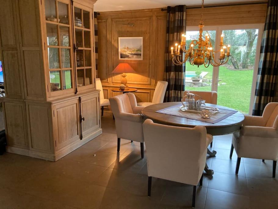 Villa Ty Laouen- villa confort avec piscine et jacuzzi- Parc -Opio-Valbonne