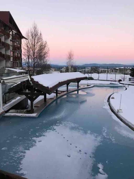Lovely private apartment in Belelvedre