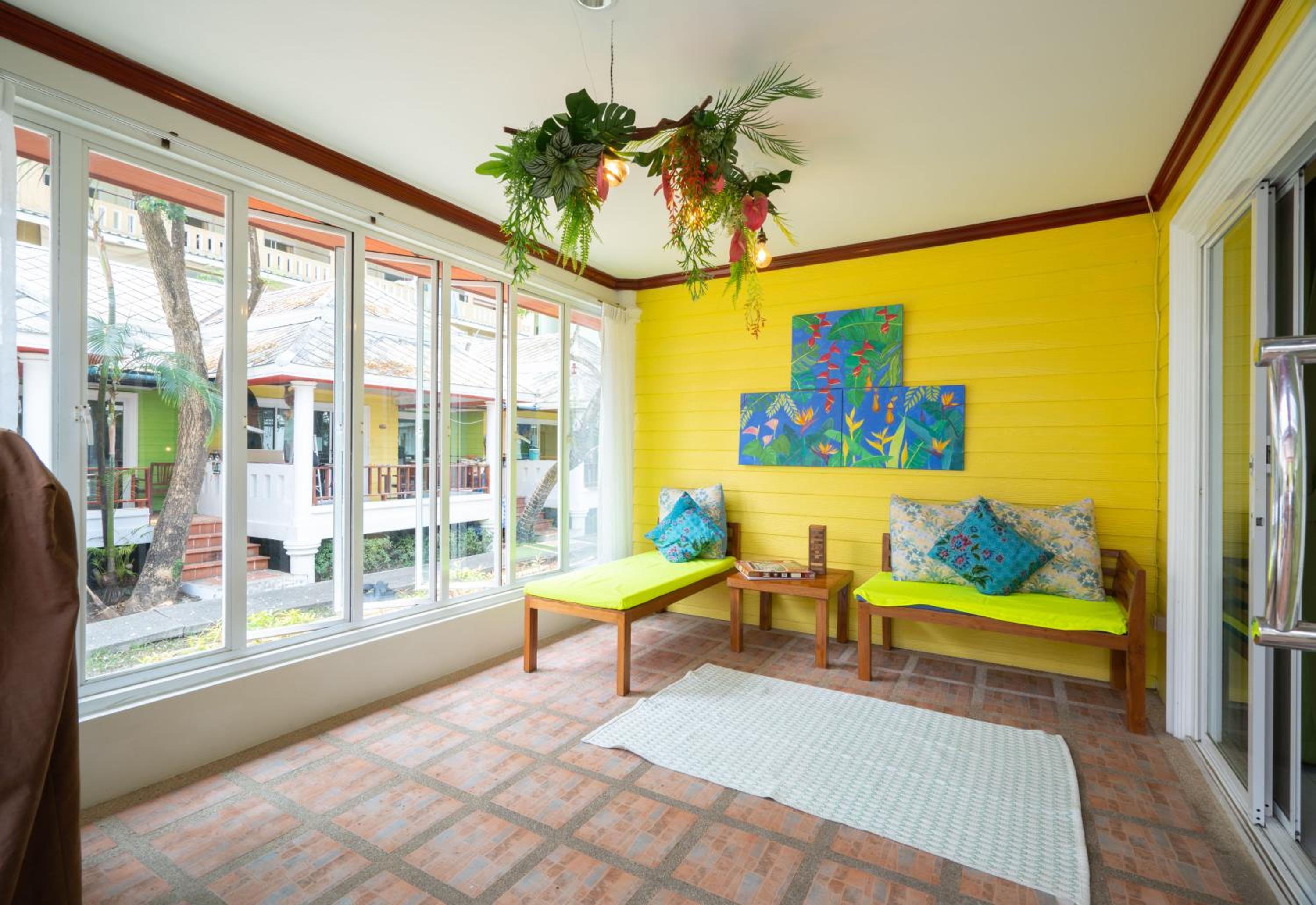 Lemon House