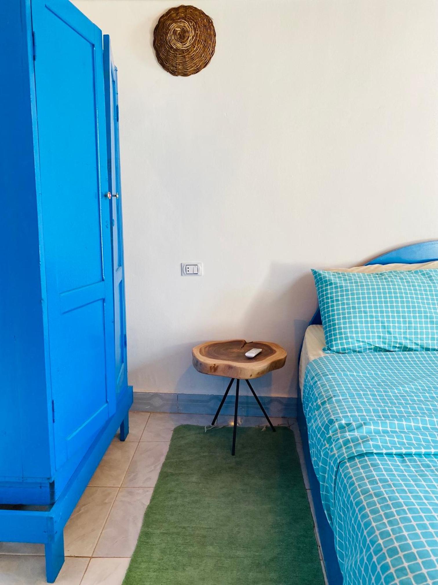 Blue Villa in Lighthouse